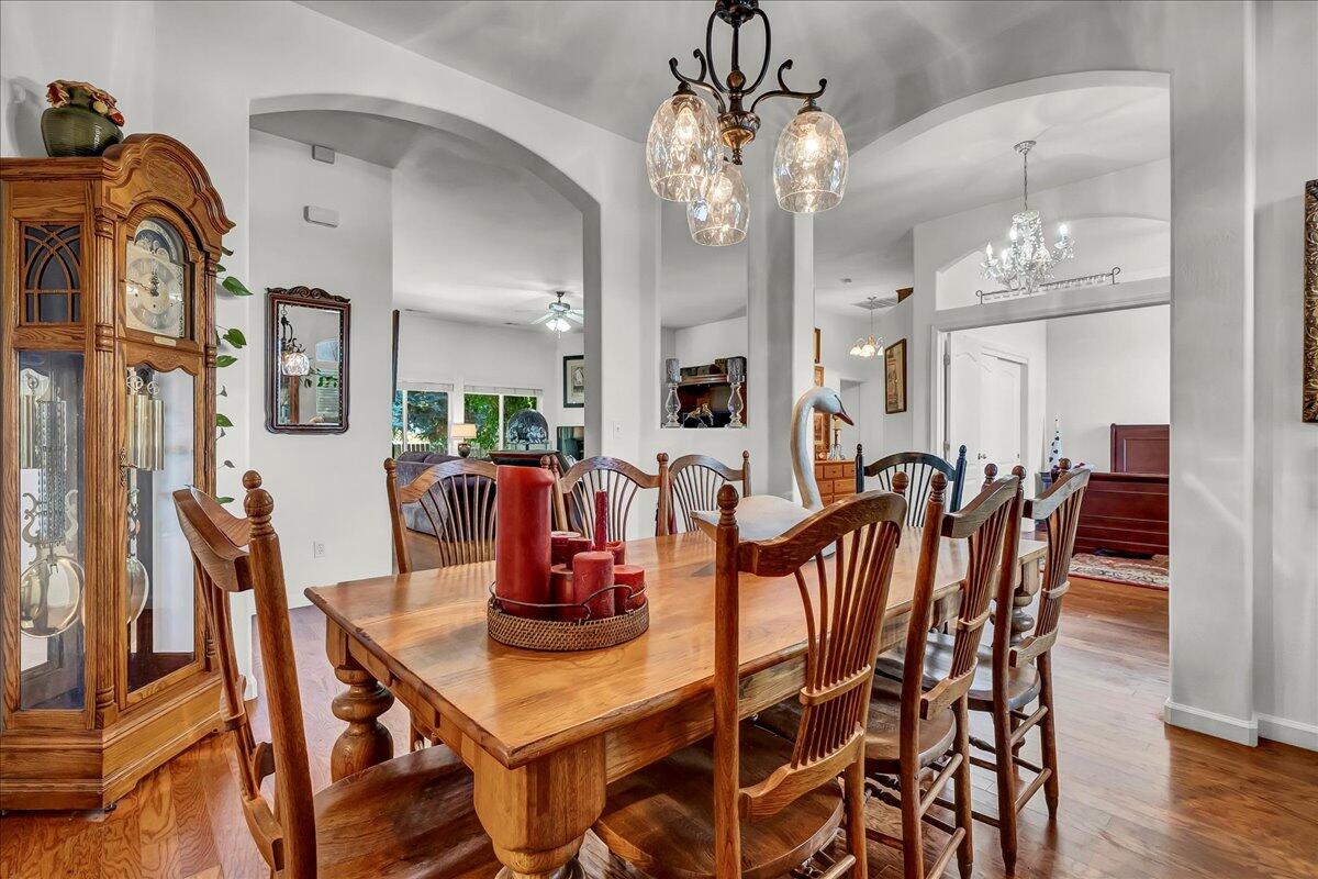 1189 E Fairhaven Ct, Porterville, CA 93257