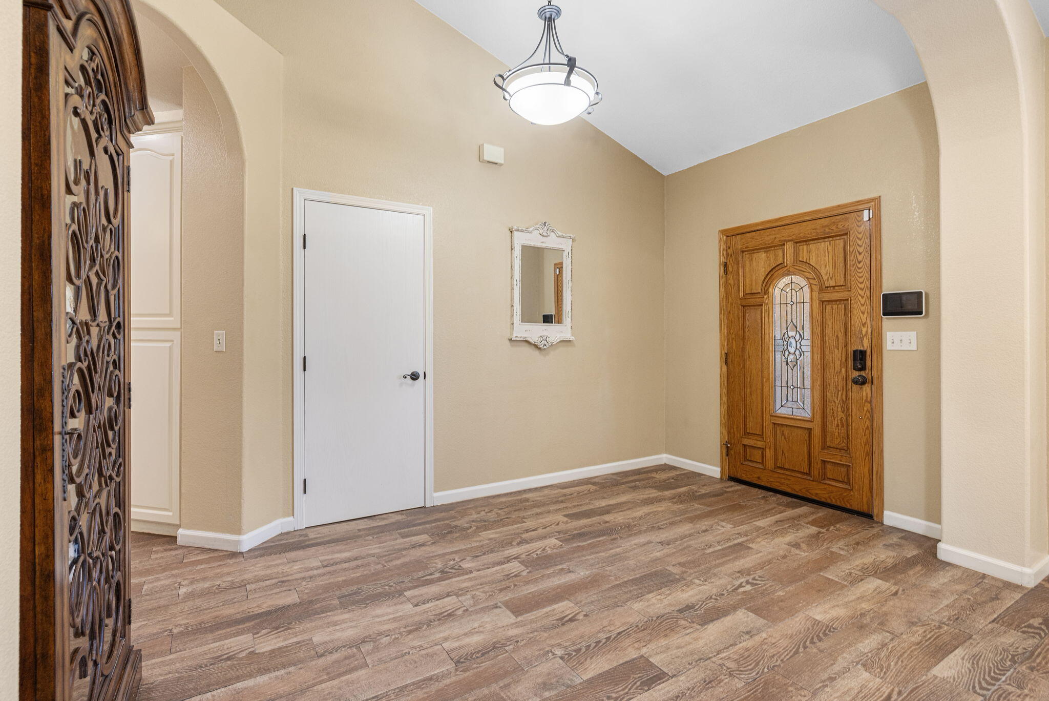 5941 W Cutler Ct, Visalia, CA 93277