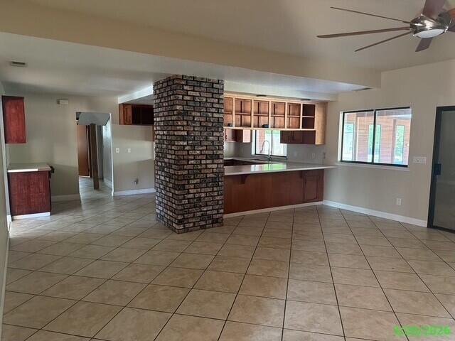 511 N Chinowth St, Visalia, CA 93291