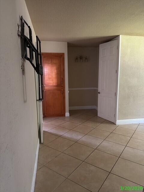 511 N Chinowth St, Visalia, CA 93291