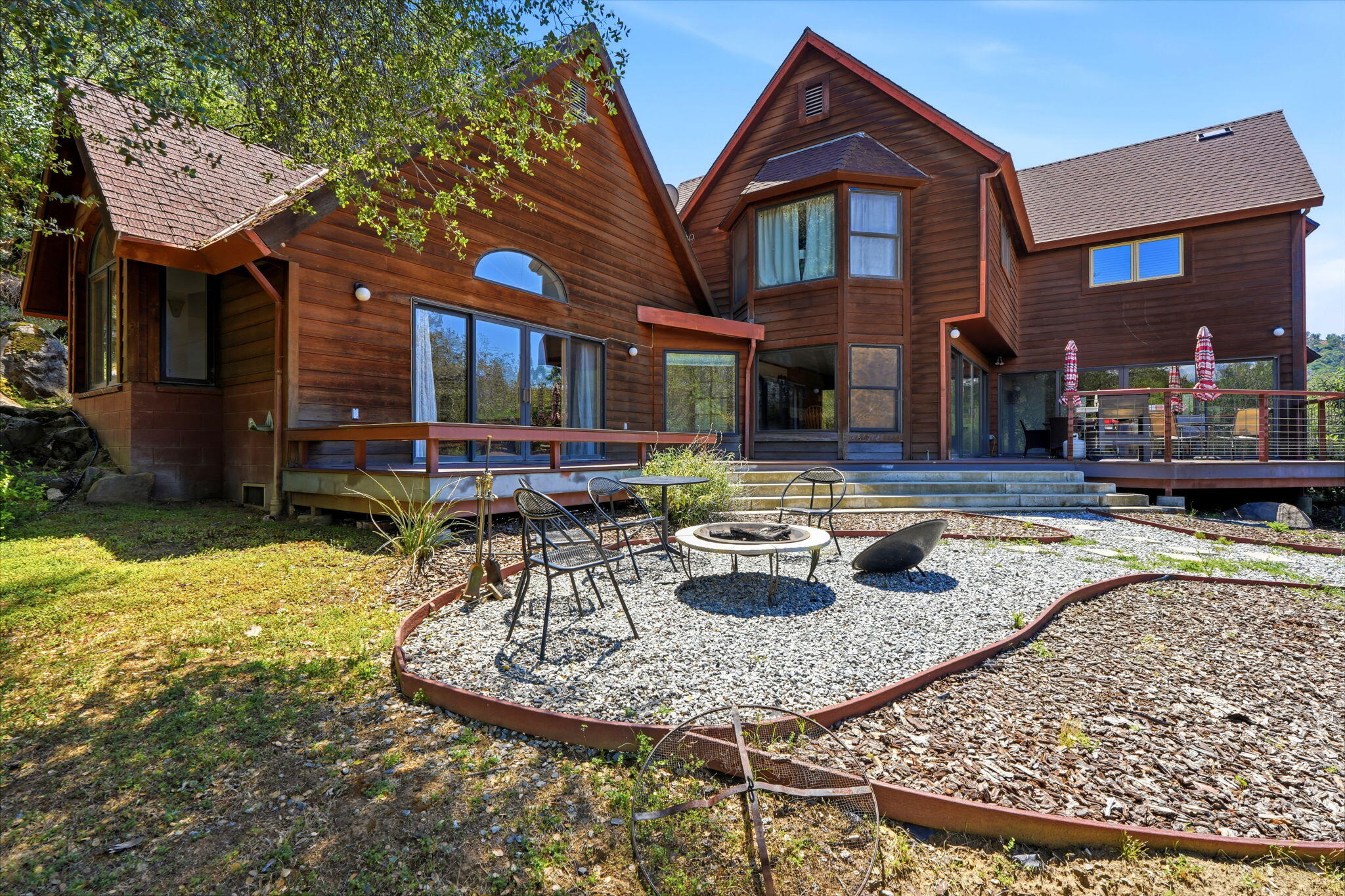 39951 B Pierce Dr, Three Rivers, CA 93271