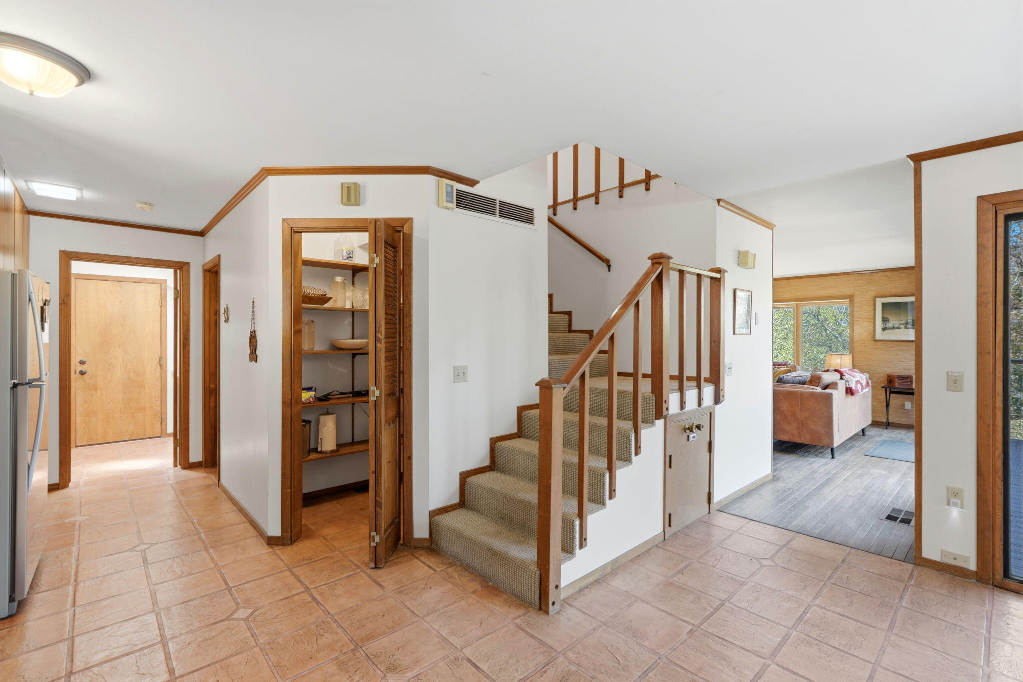 39951 B Pierce Dr, Three Rivers, CA 93271