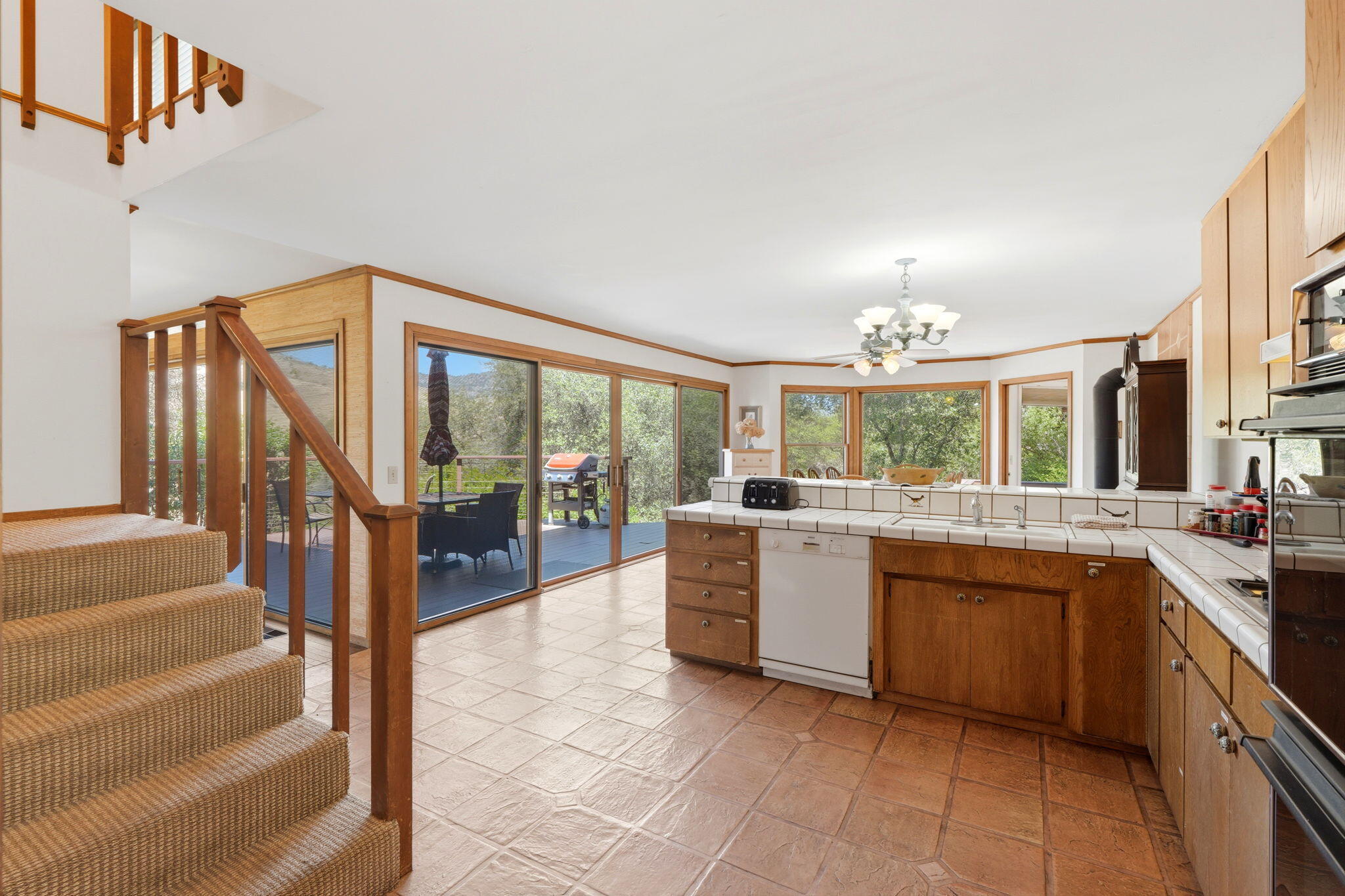39951 B Pierce Dr, Three Rivers, CA 93271