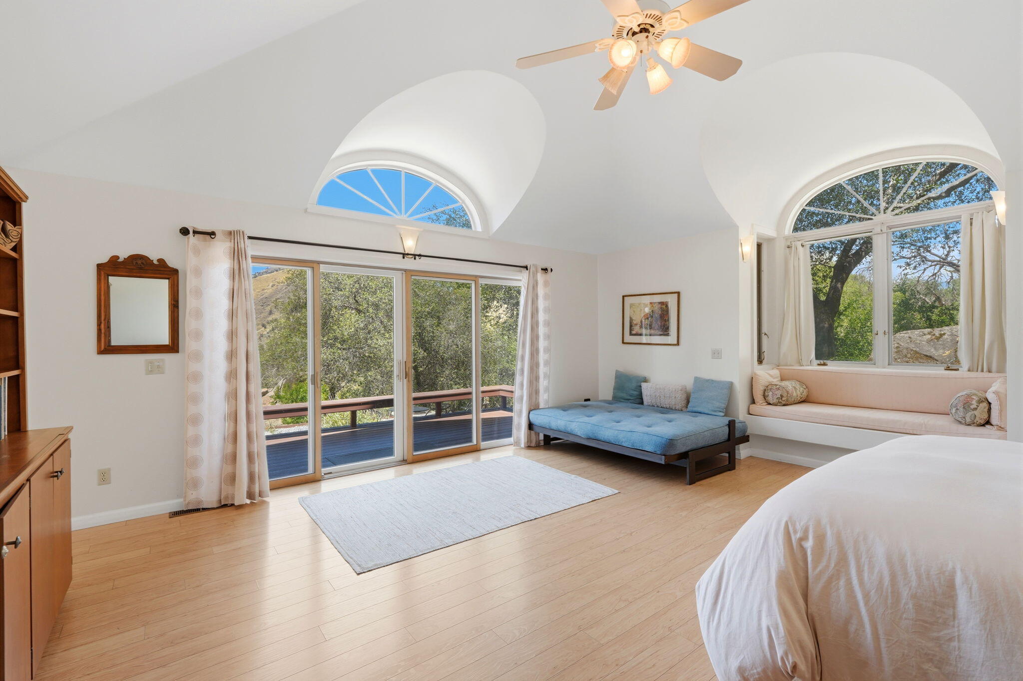39951 B Pierce Dr, Three Rivers, CA 93271