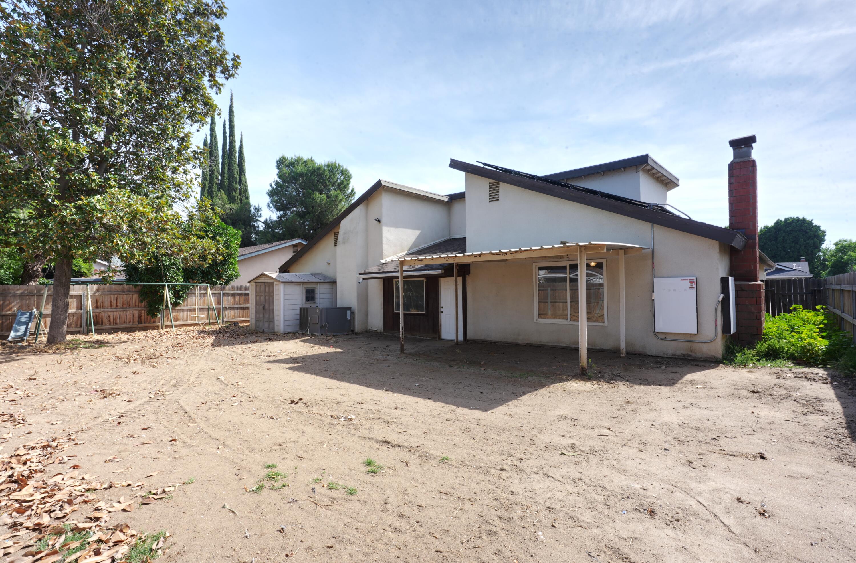 1159 Jamestown, Tulare, CA 93274