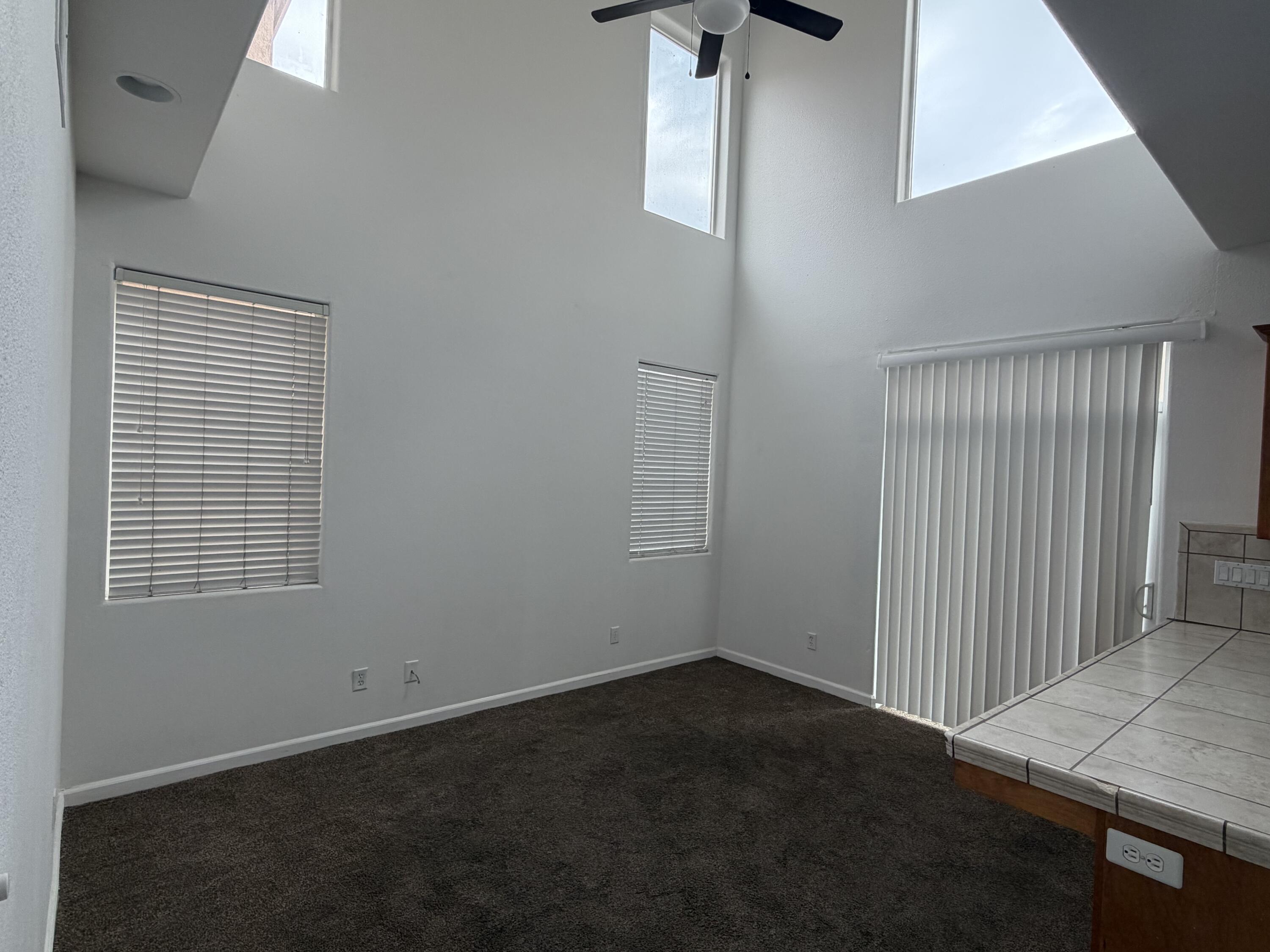 1155 Goble Ct, Tulare, CA 93274