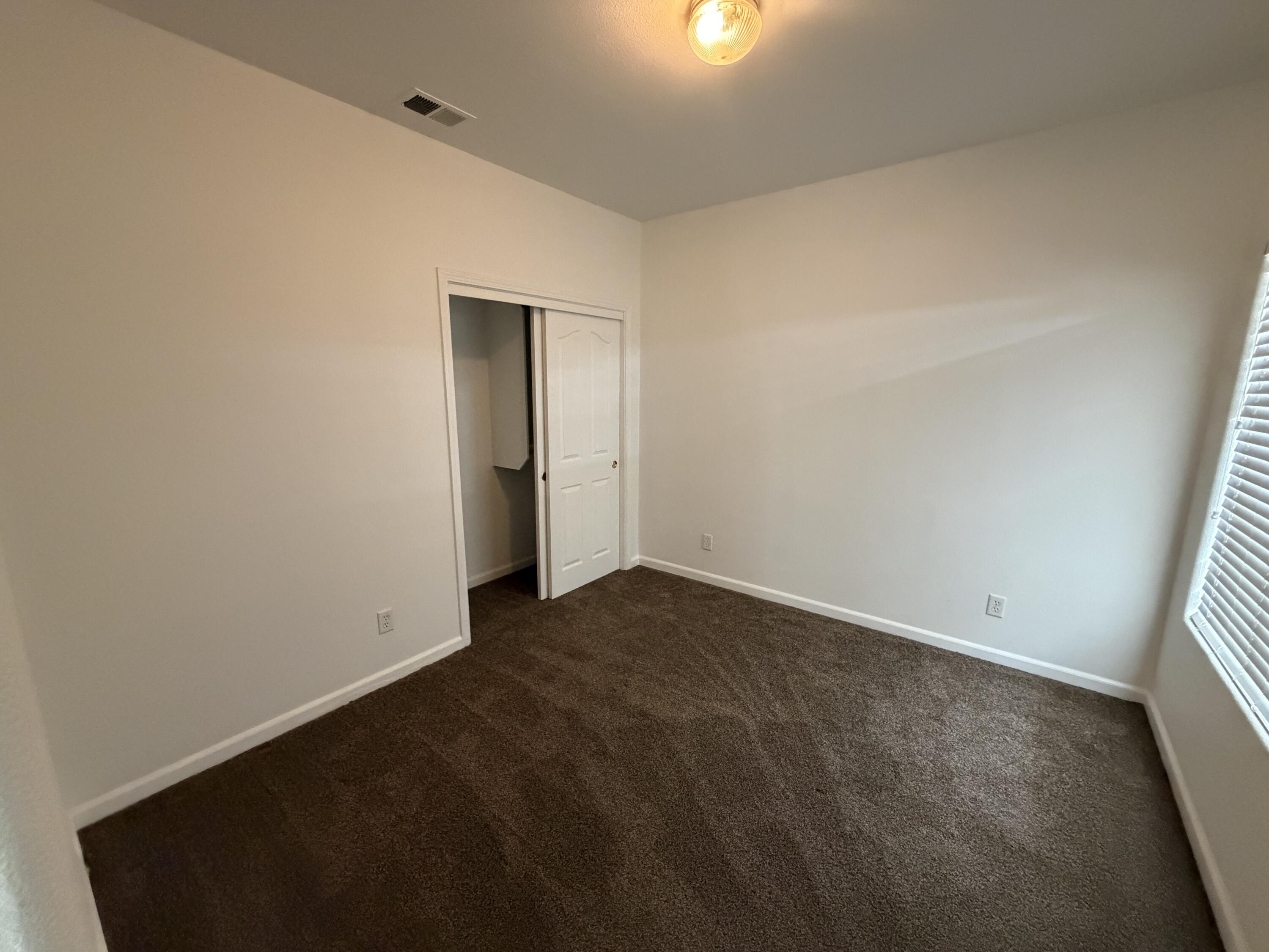 1155 Goble Ct, Tulare, CA 93274