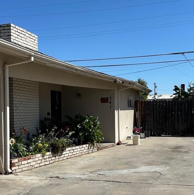 537 W University Ave, Fresno, CA 93705