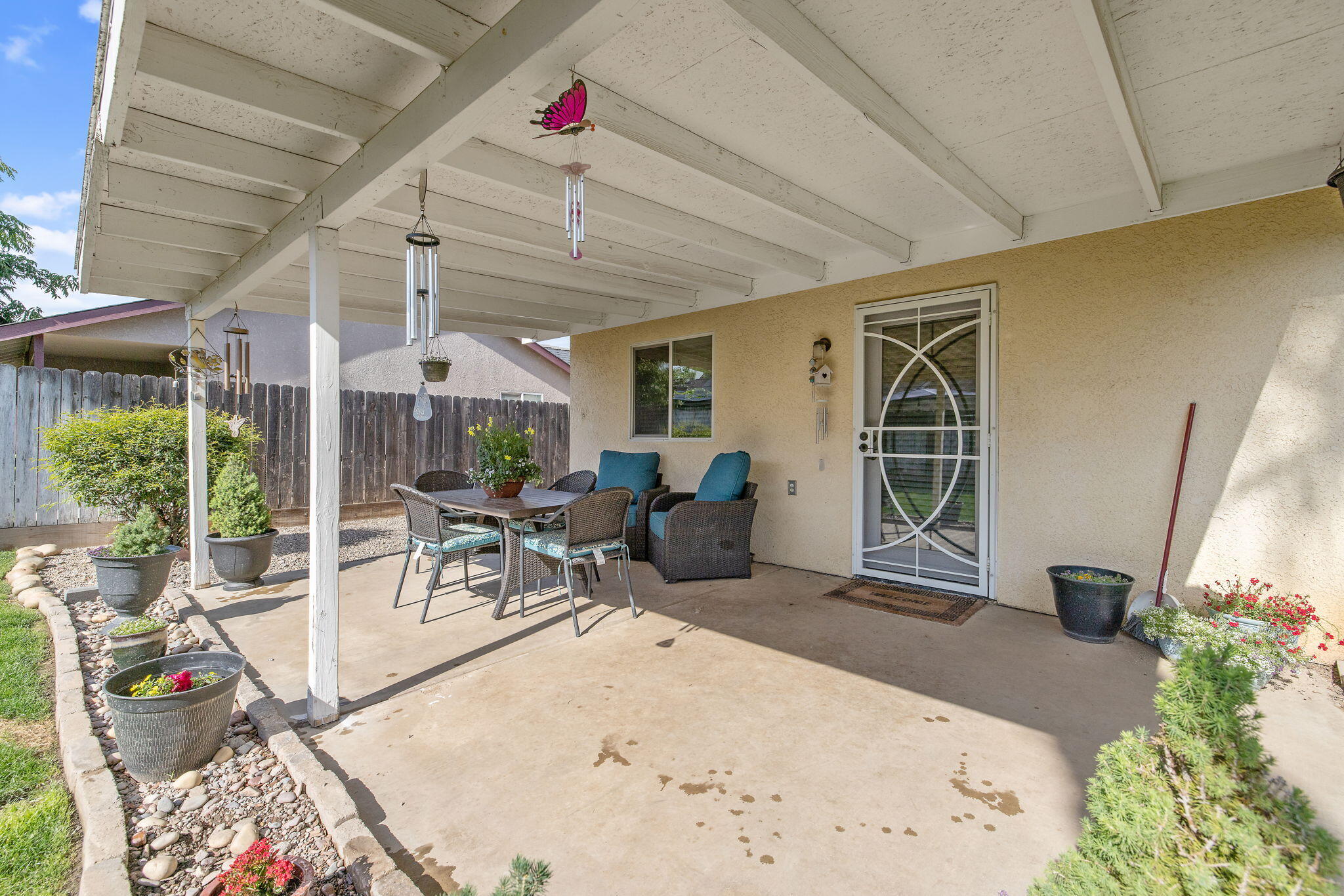 656 Glenn View Ct, Exeter, CA 93221