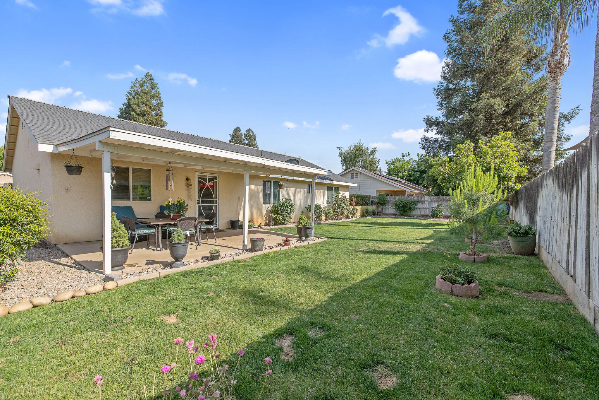 656 Glenn View Ct, Exeter, CA 93221