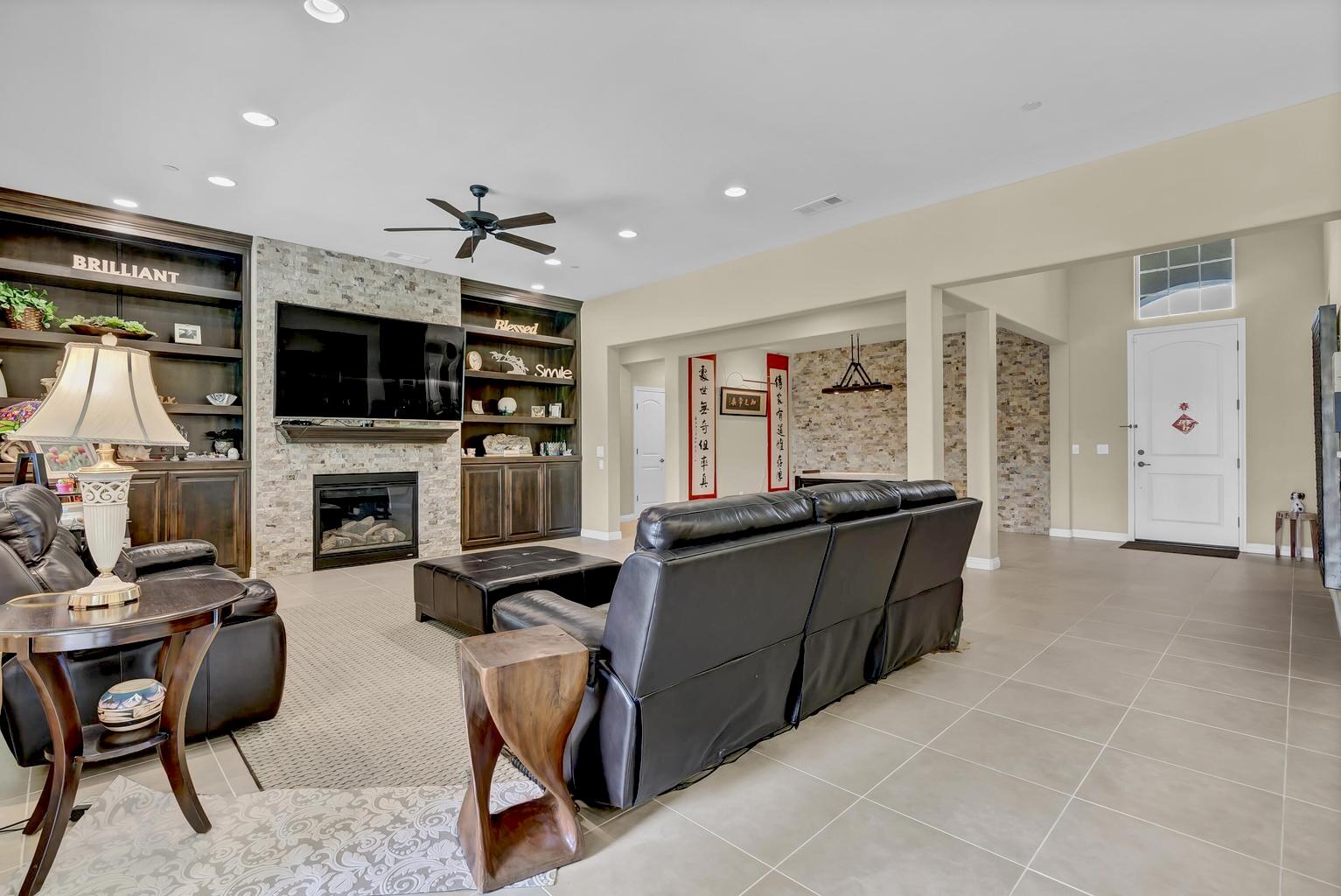 6516 W Wren Ave, Visalia, CA 93291