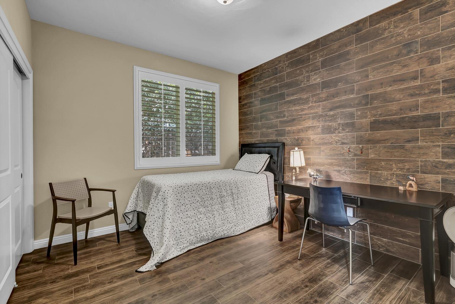 6516 W Wren Ave, Visalia, CA 93291