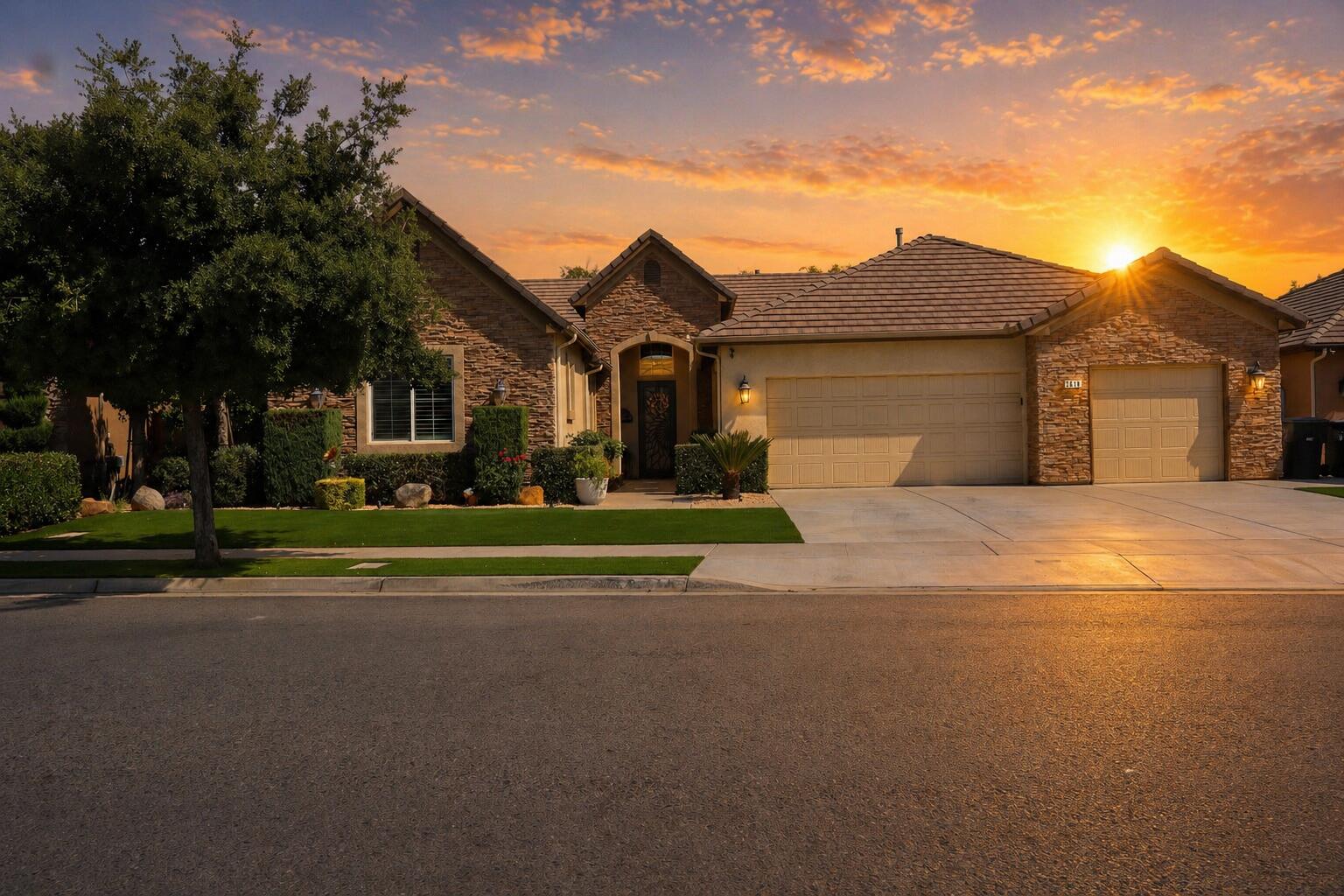6516 W Wren Ave, Visalia, CA 93291