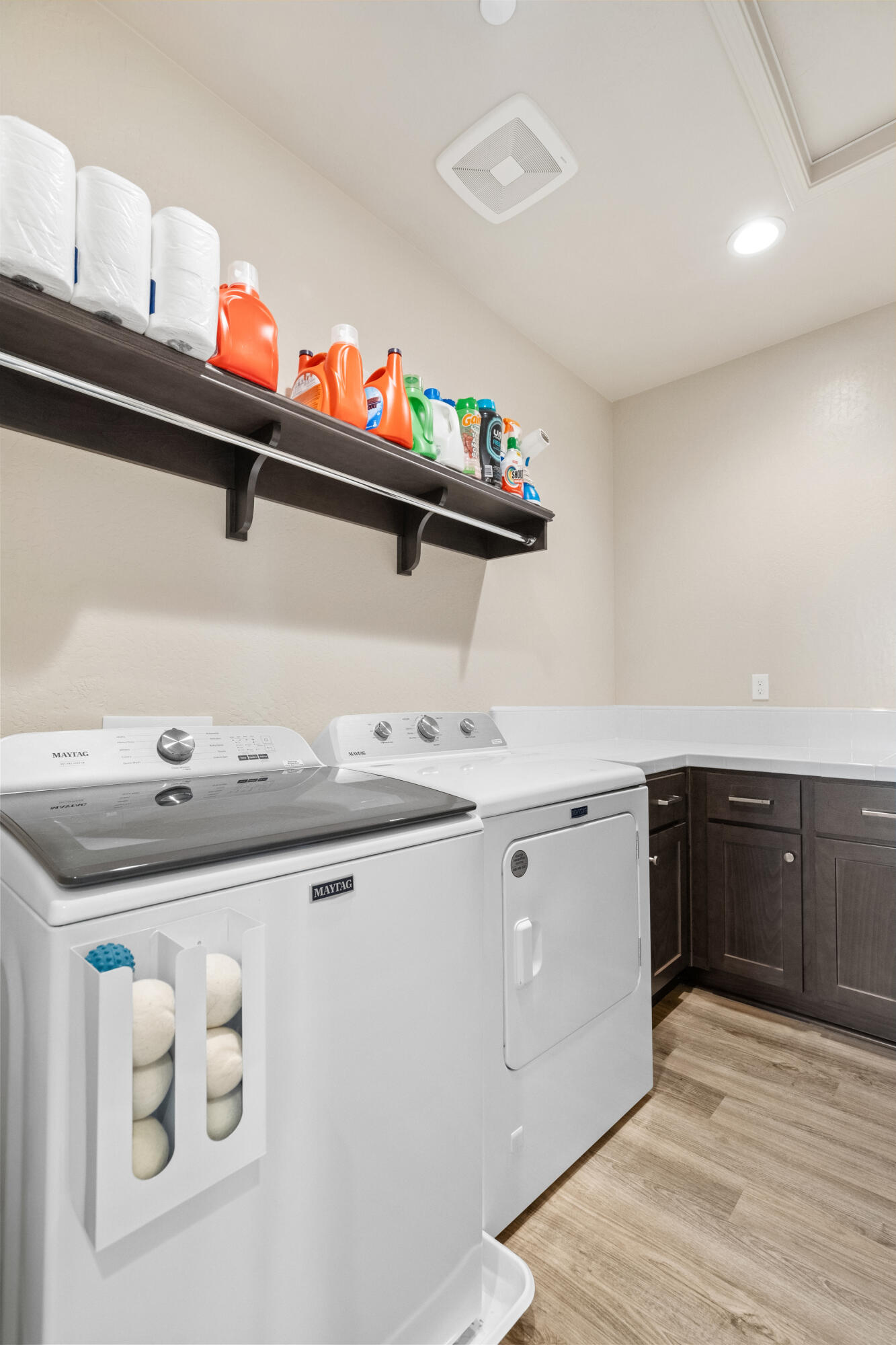 2203 N Laverne Ave, Fresno, CA 93727