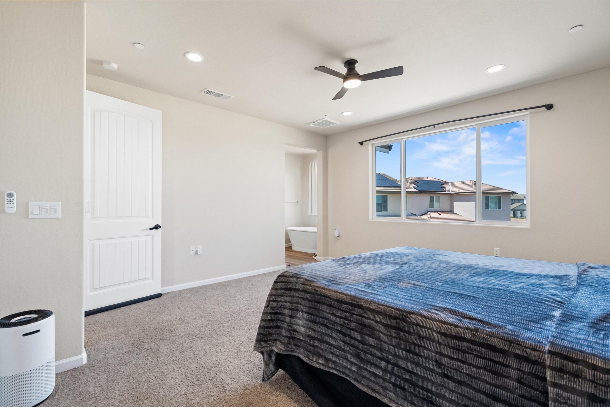 2203 N Laverne Ave, Fresno, CA 93727