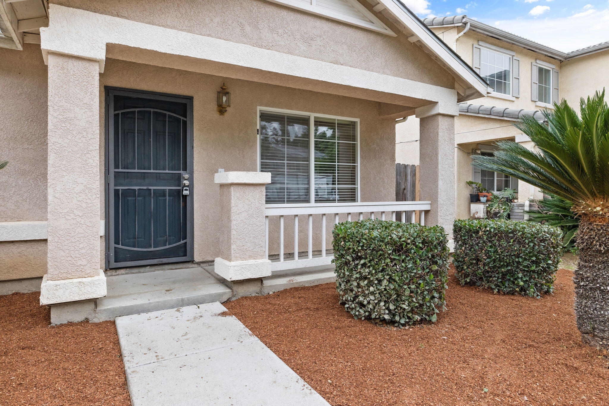 2843 W Brooke Ave, Visalia, CA 93291