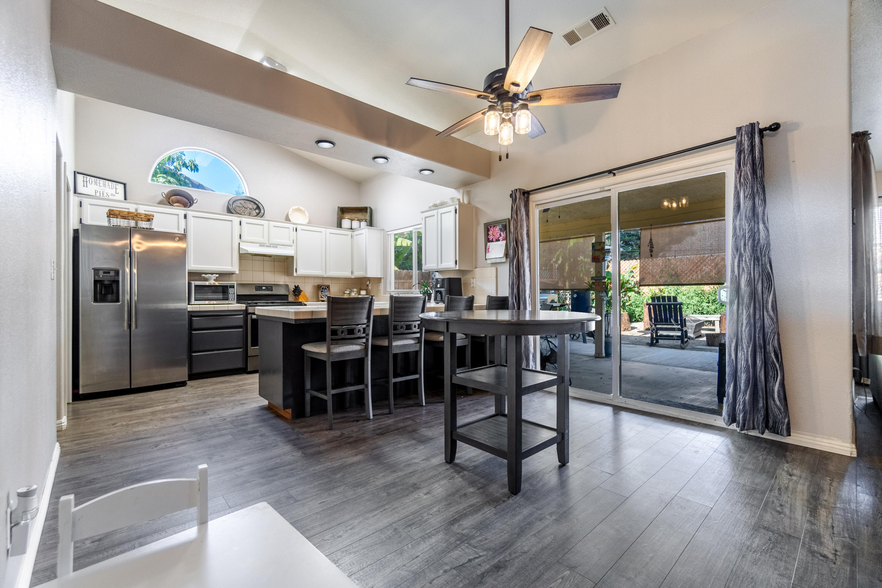 1328 N Salisbury St, Porterville, CA 93257