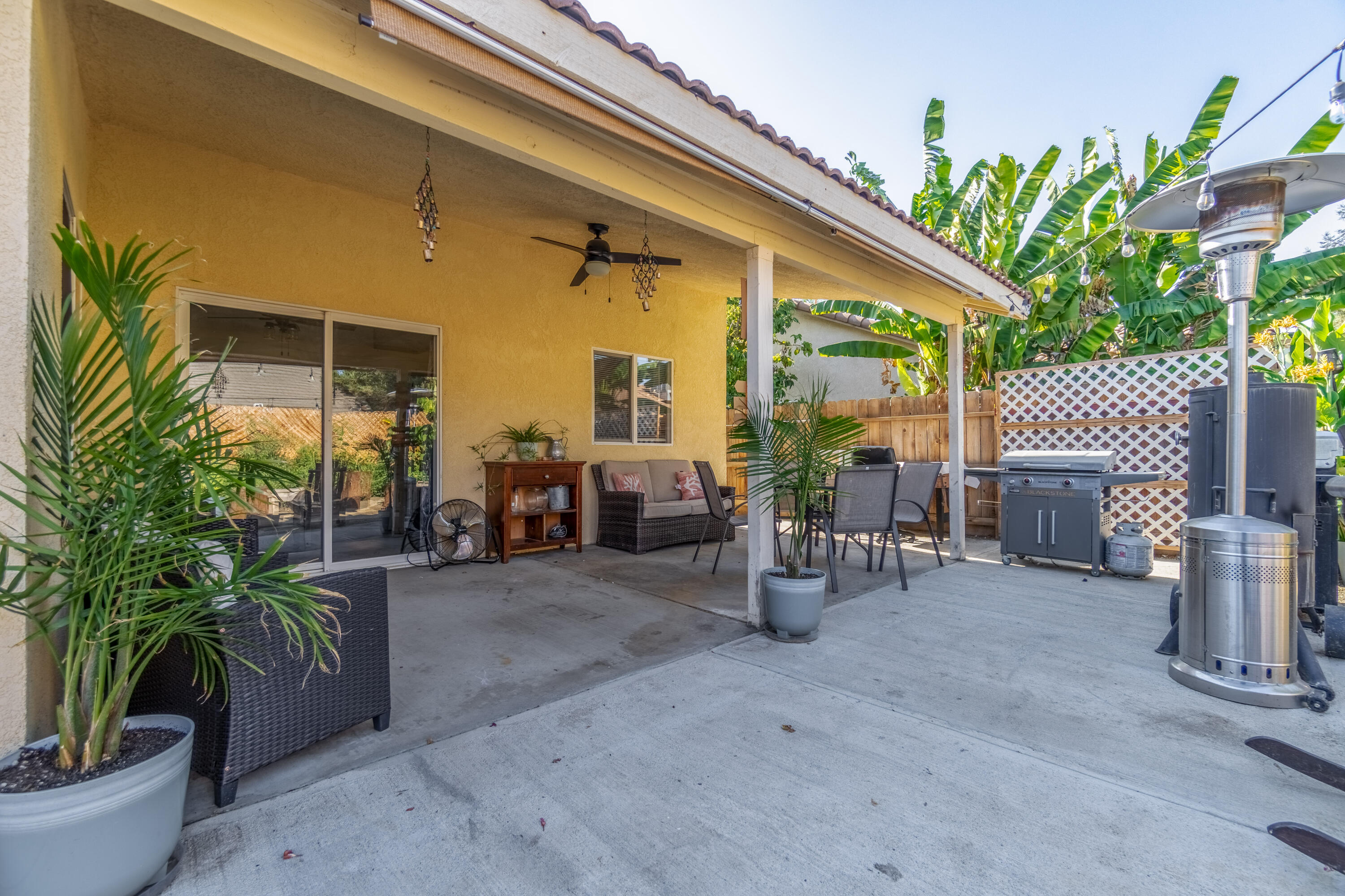 1328 N Salisbury St, Porterville, CA 93257