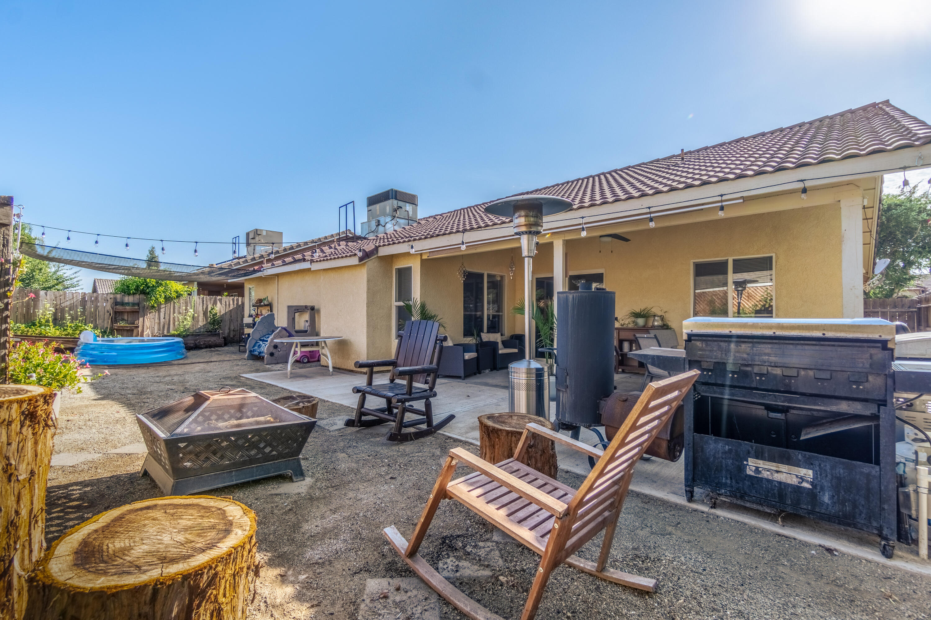 1328 N Salisbury St, Porterville, CA 93257