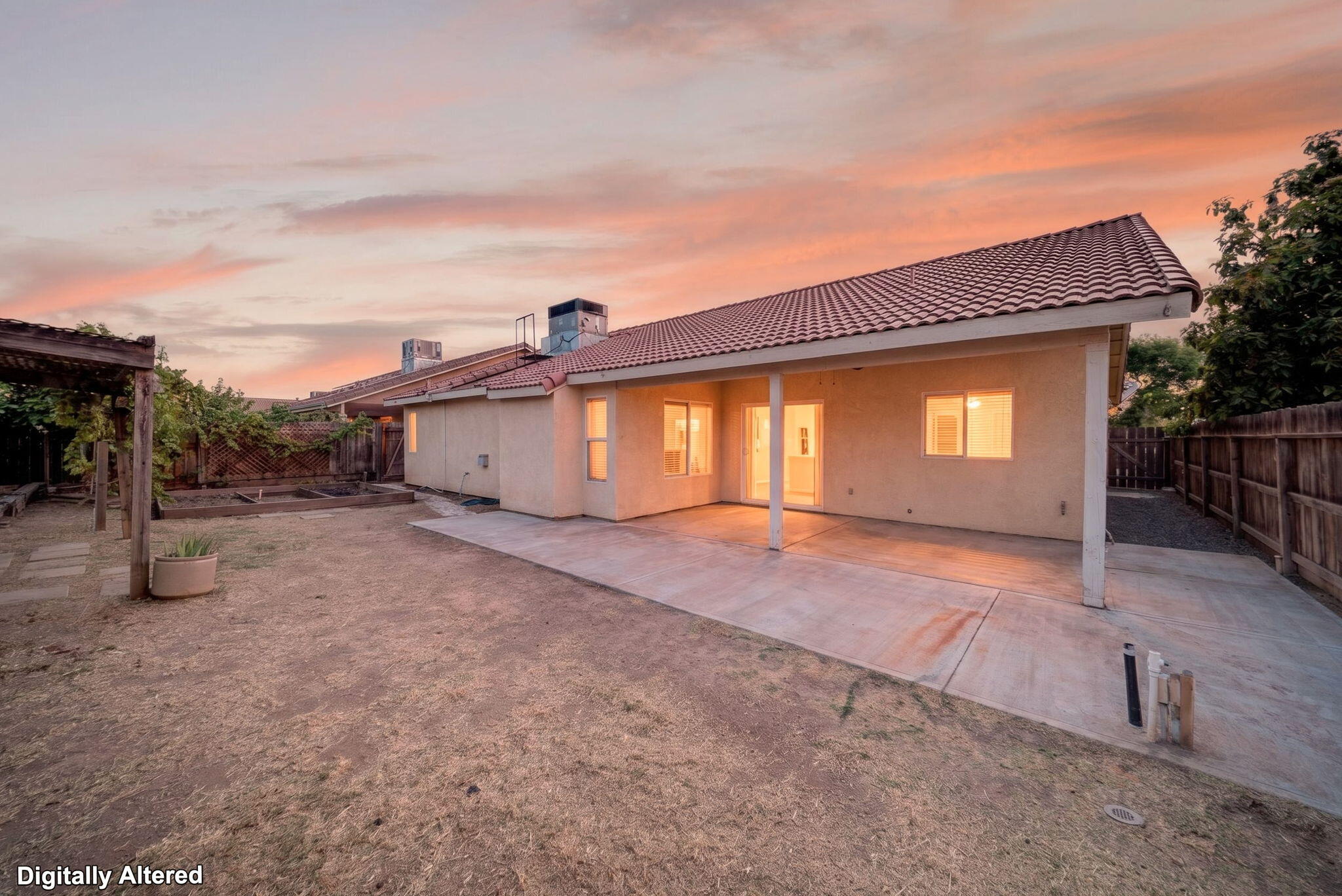 1328 N Salisbury St, Porterville, CA 93257