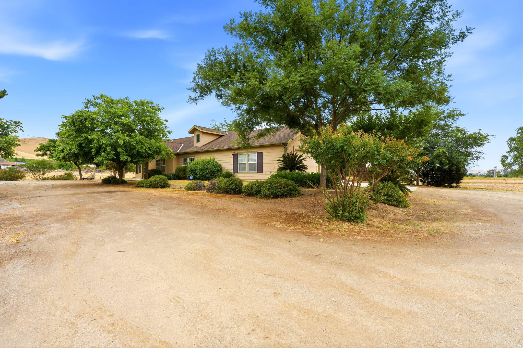25310 Avenue 212, Lindsay, CA 93247
