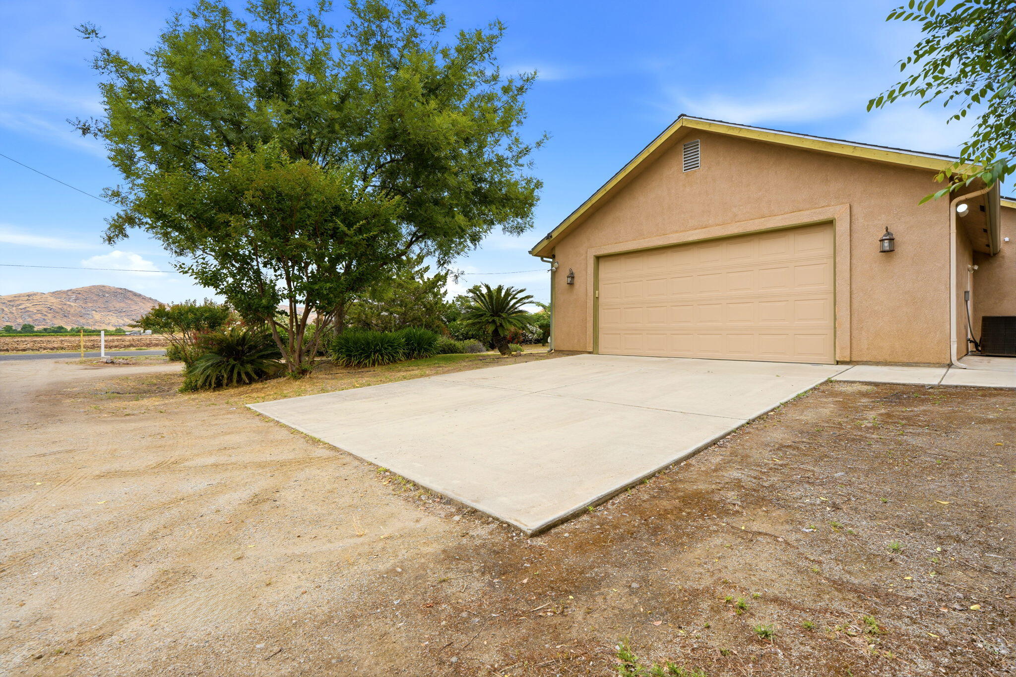 25310 Avenue 212, Lindsay, CA 93247