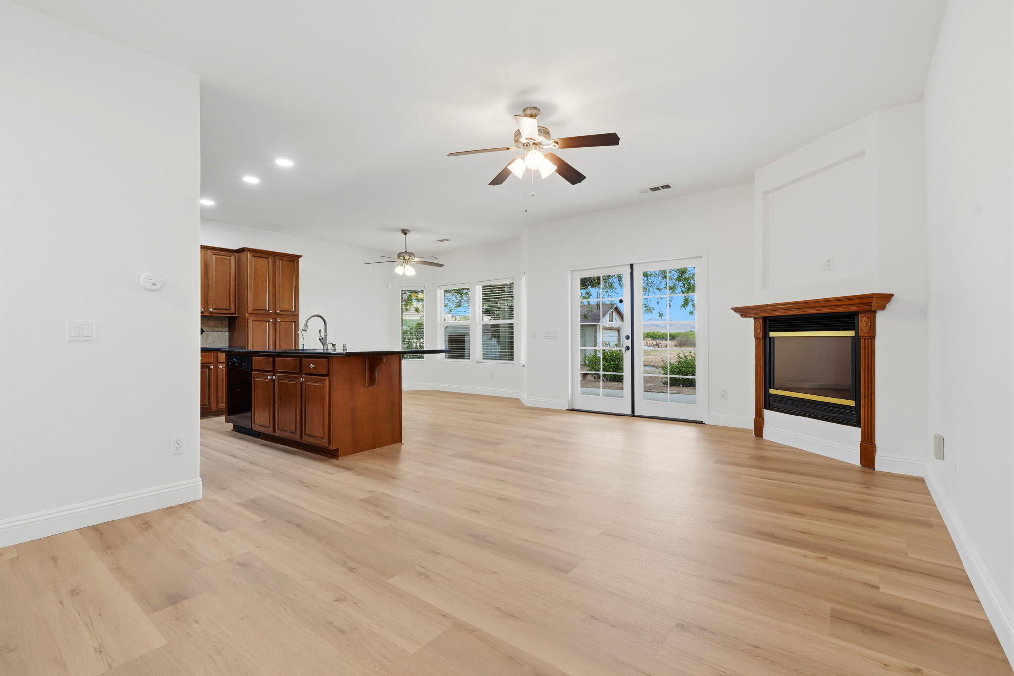 25310 Avenue 212, Lindsay, CA 93247