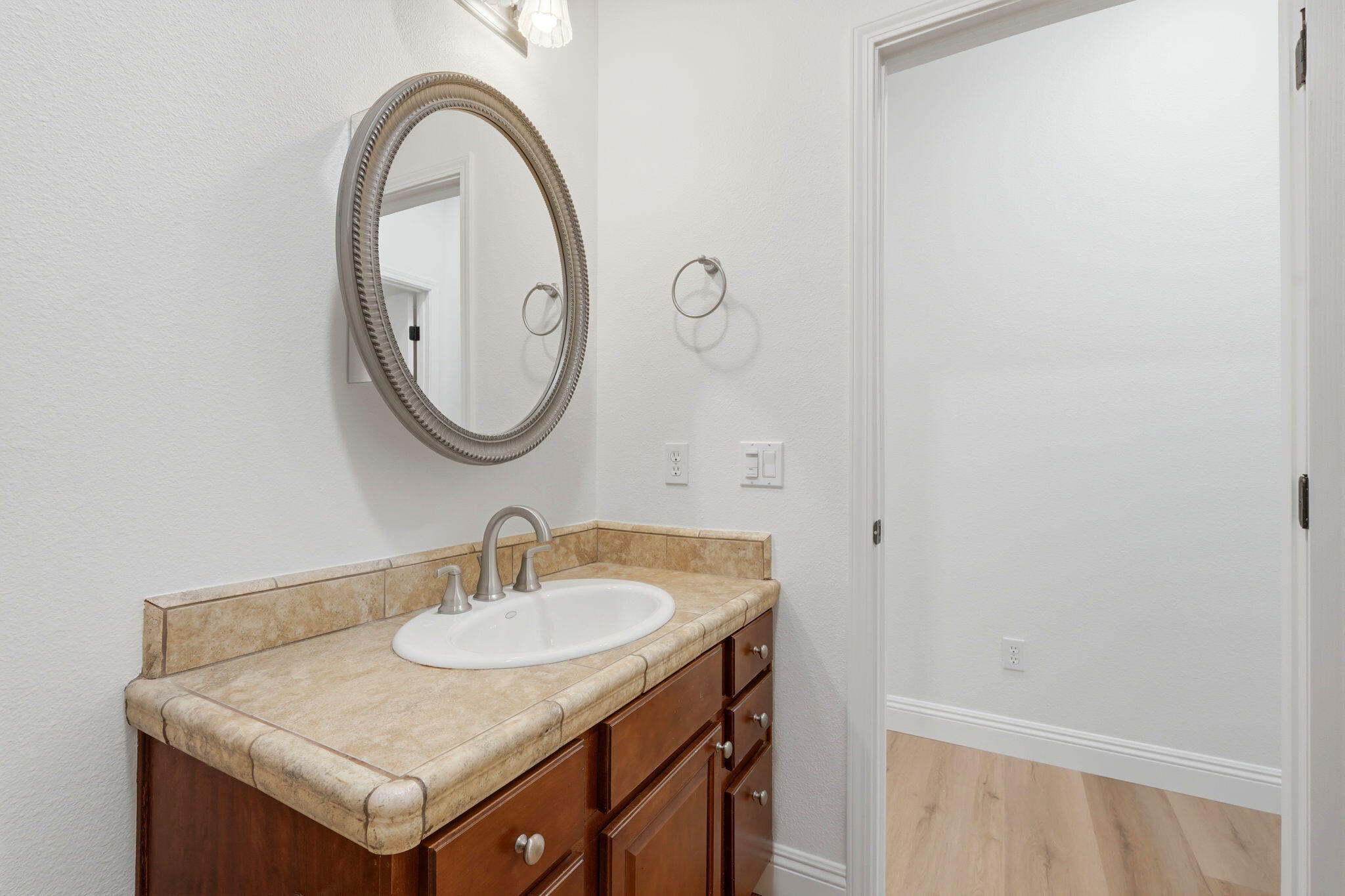25310 Avenue 212, Lindsay, CA 93247