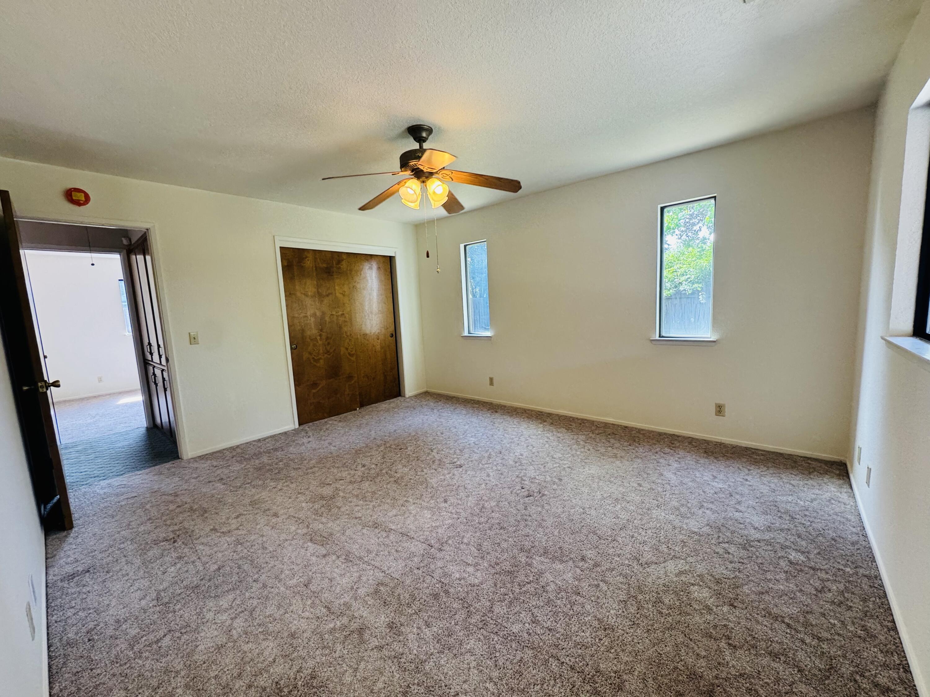 816 W Willow St, Exeter, CA 93221