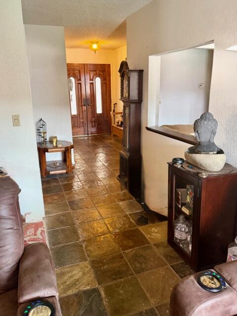 2636 S Conyer, Visalia, CA 93277