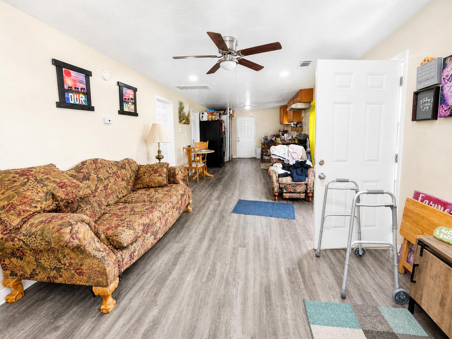 13936 Front St, Armona, CA 93202