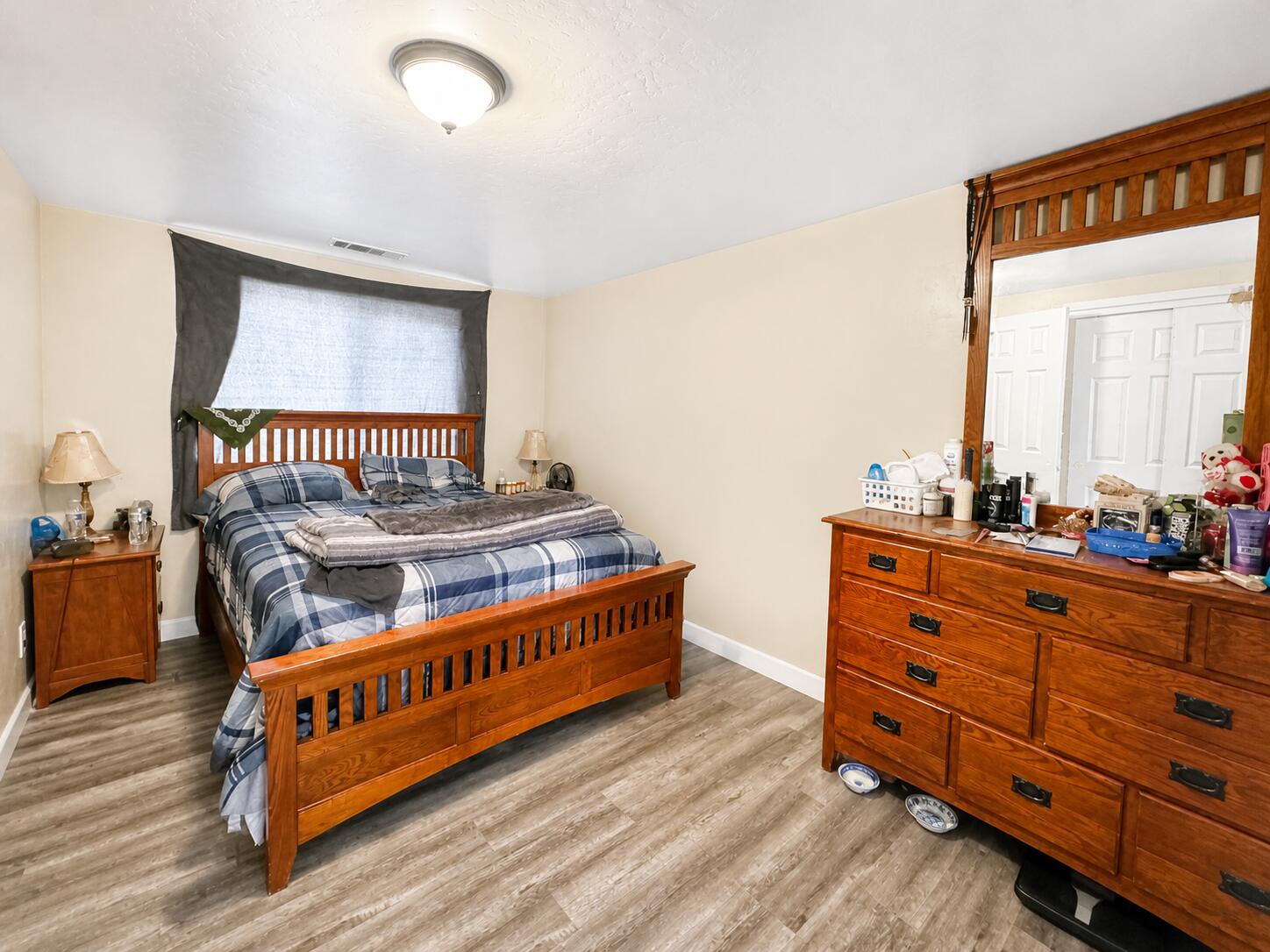 13936 Front St, Armona, CA 93202