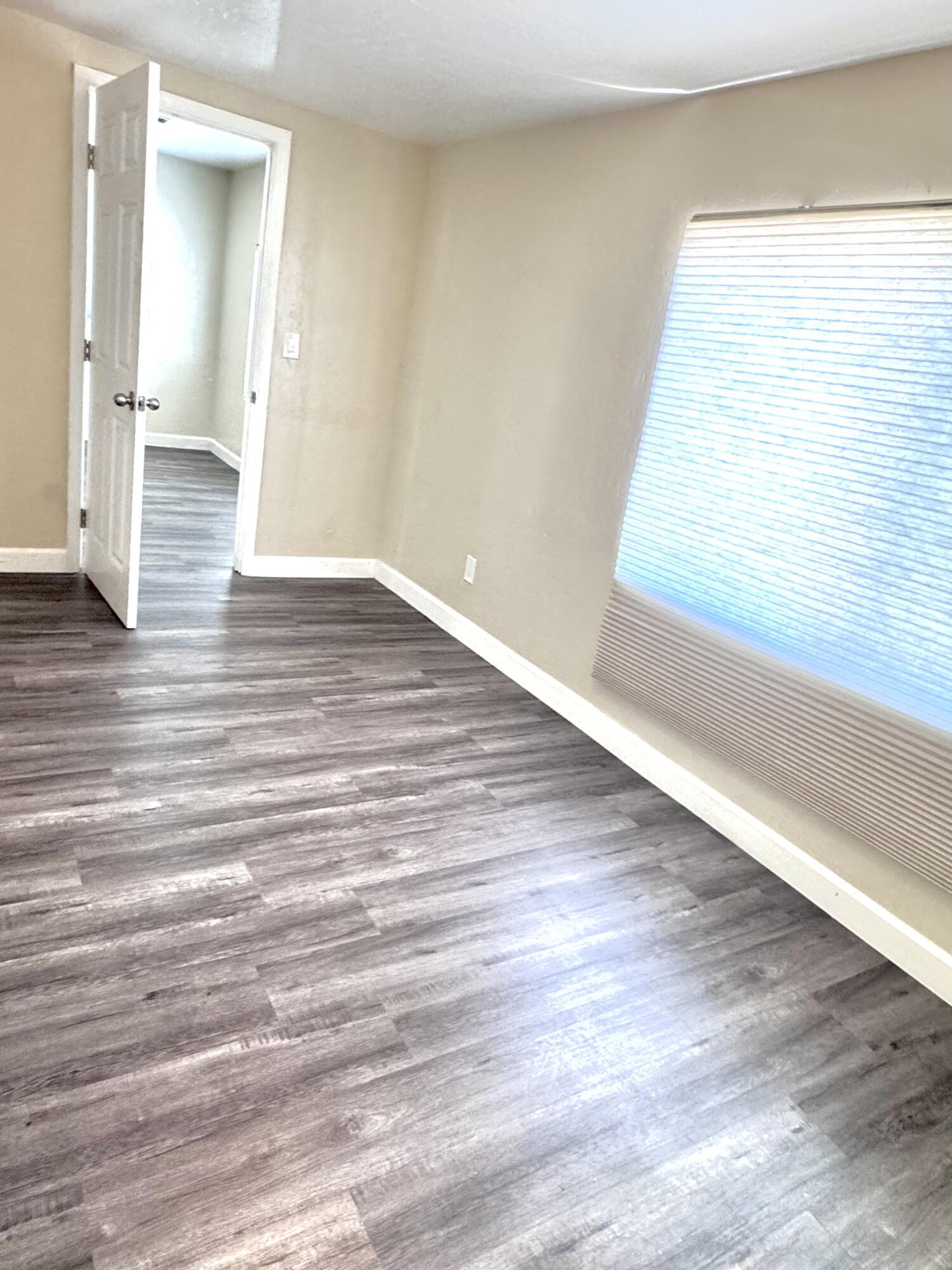 13936 Front St, Armona, CA 93202