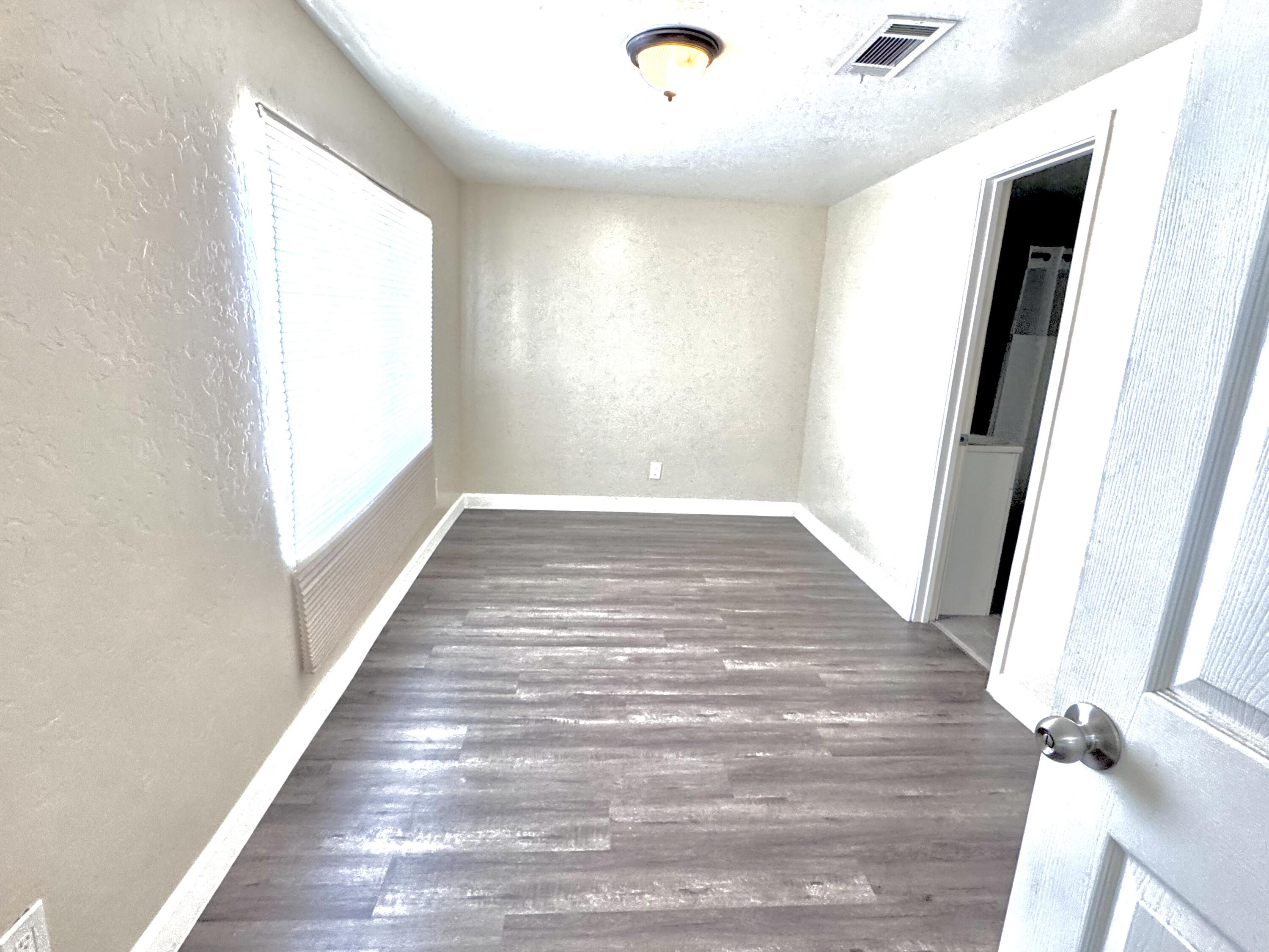 13936 Front St, Armona, CA 93202