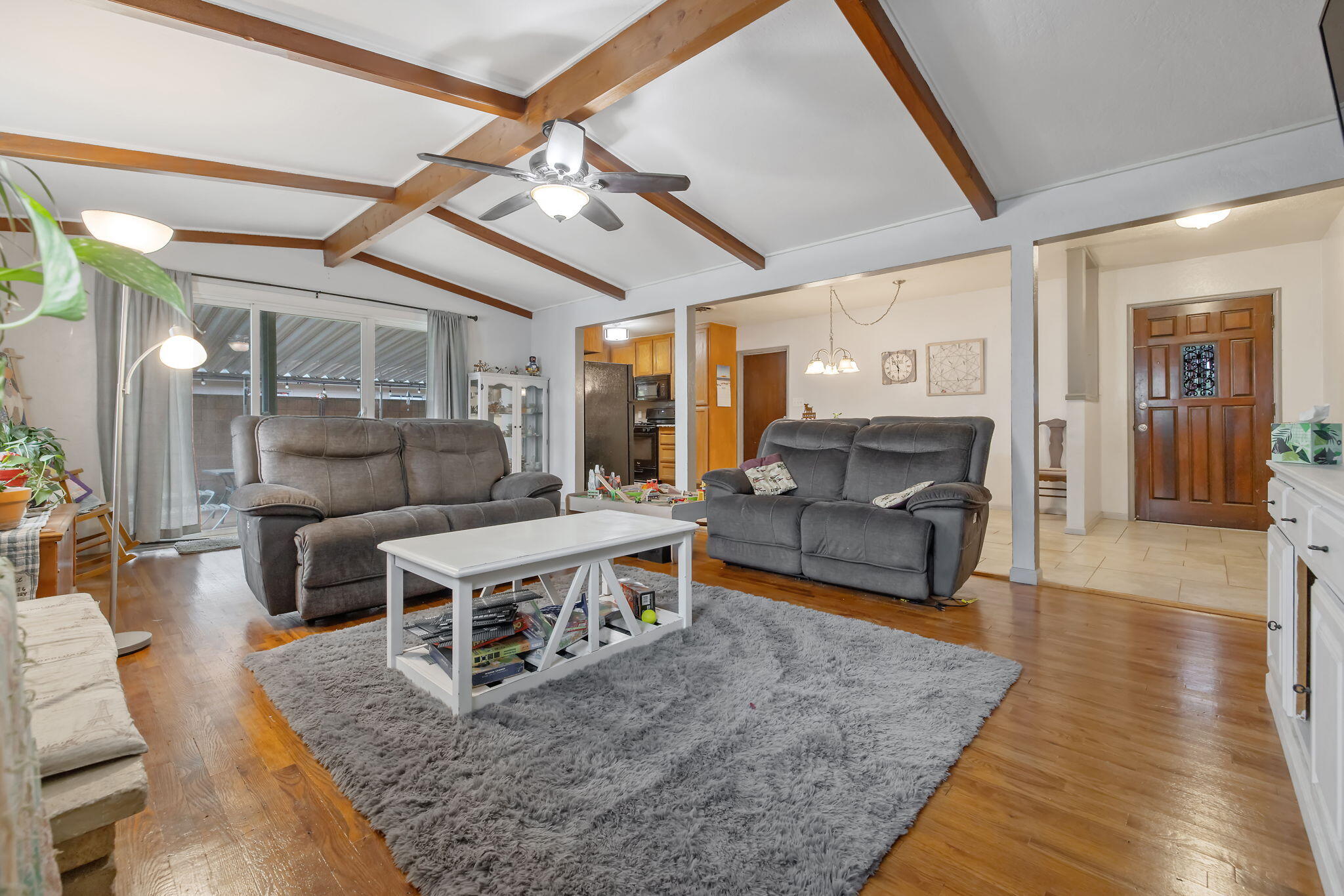 309 N Lane St, Tulare, CA 93274