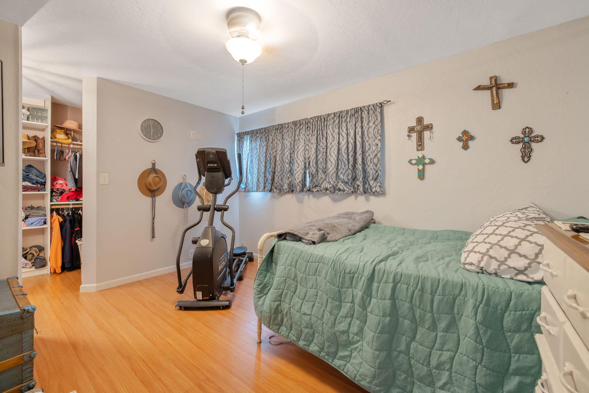 309 N Lane St, Tulare, CA 93274
