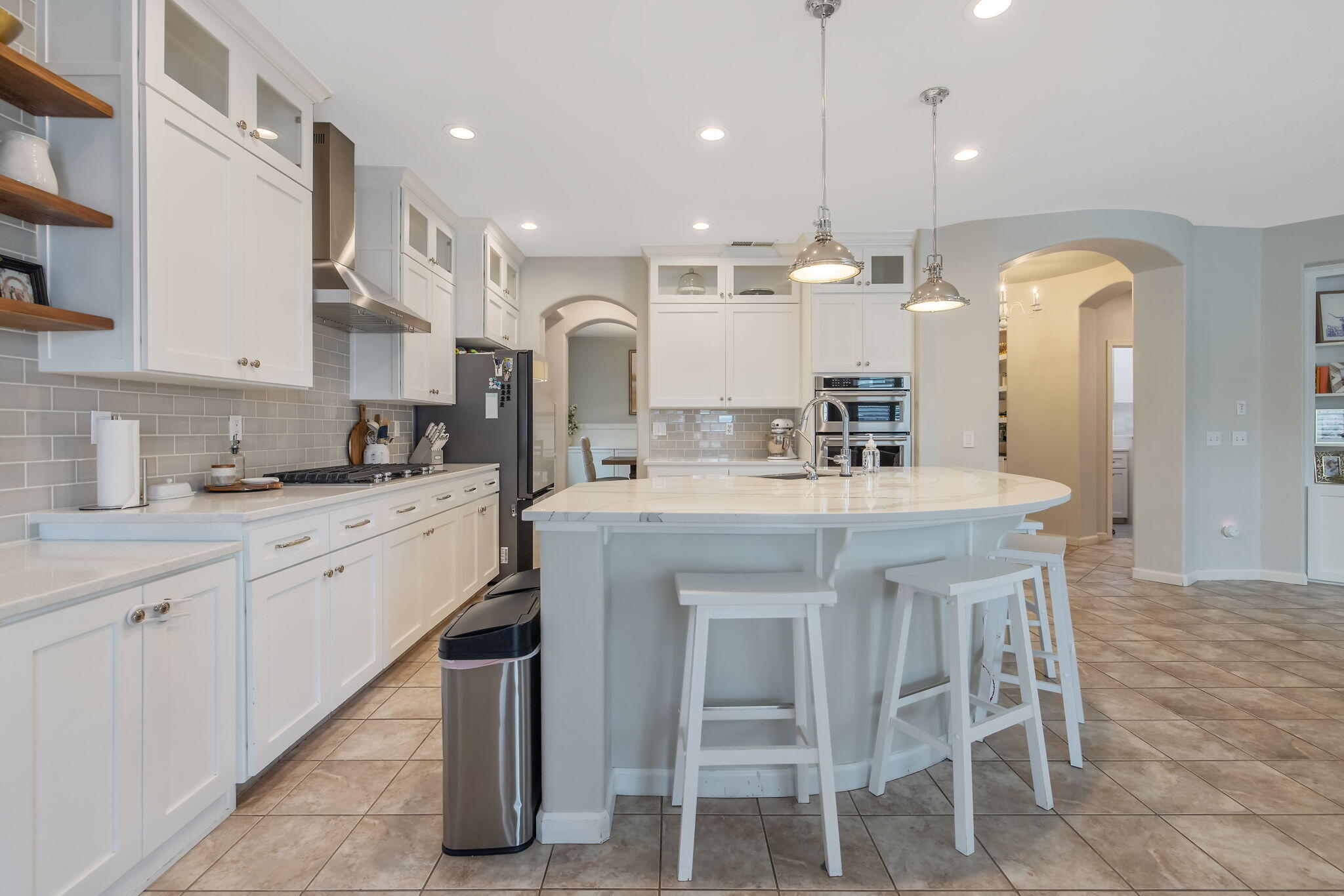 6109 W Delaware Ct, Visalia, CA 93291