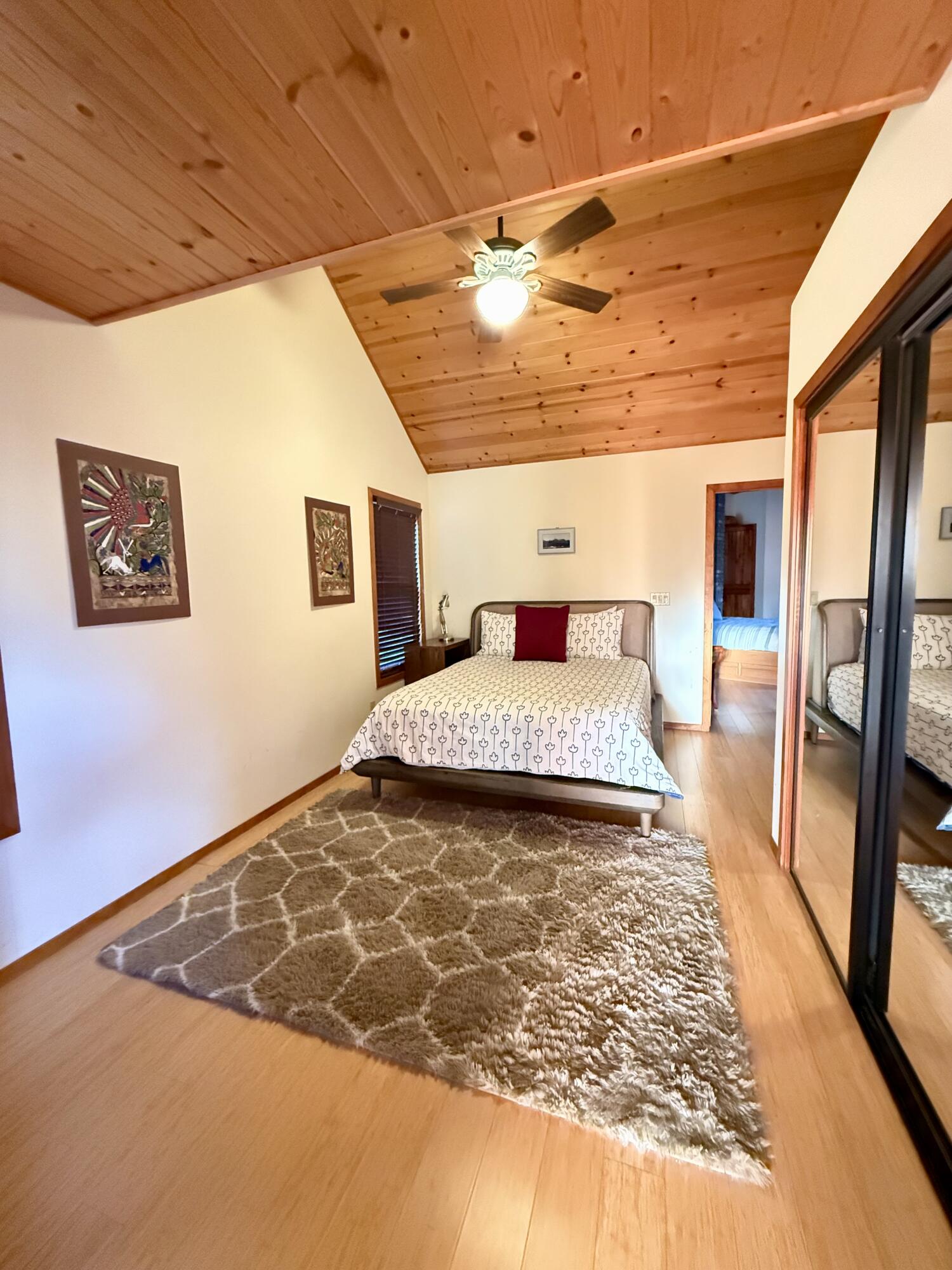 40679 Crystal Dr, Three Rivers, CA 93271