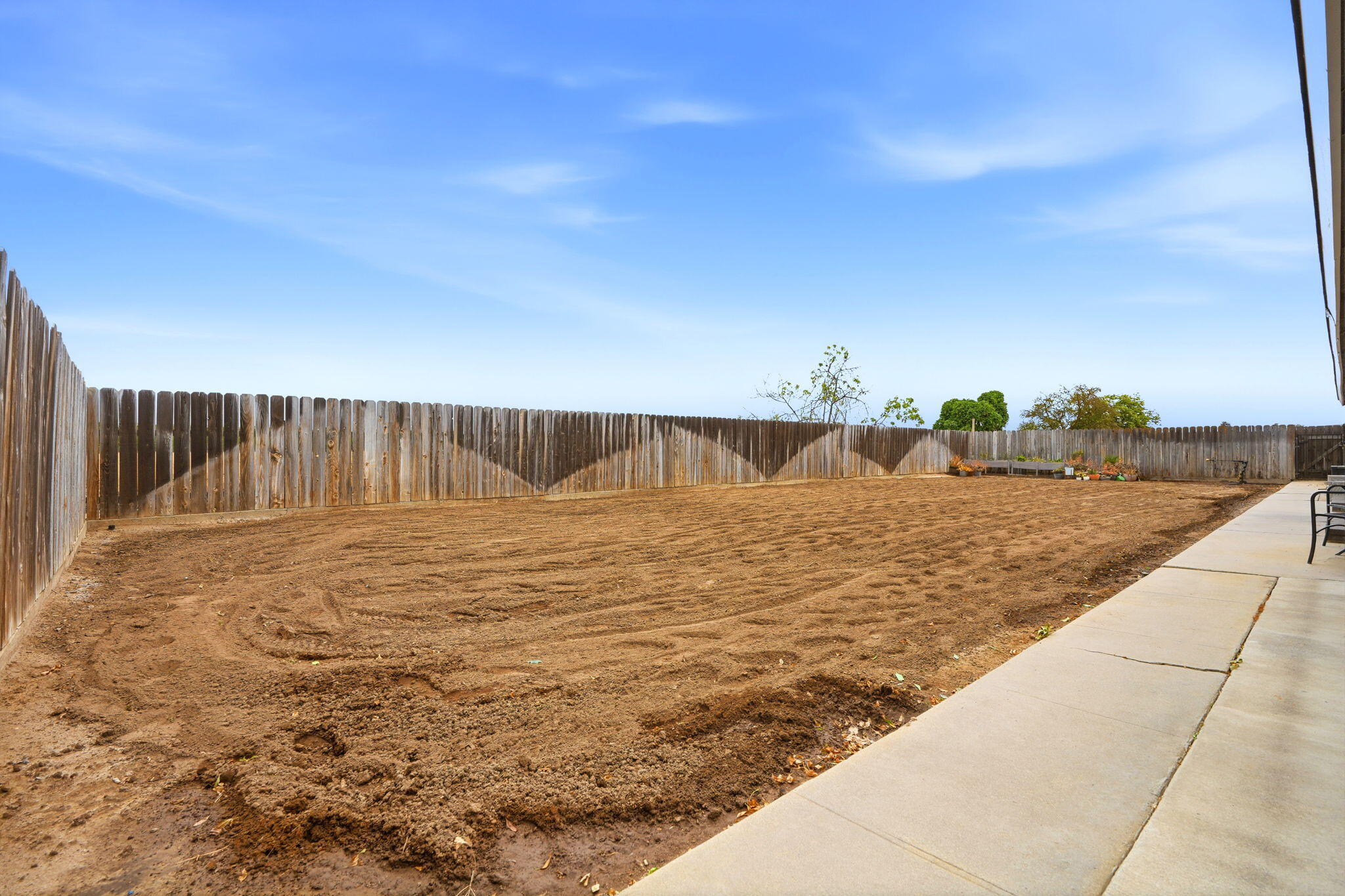 9317 14th Ave, Hanford, CA 93230