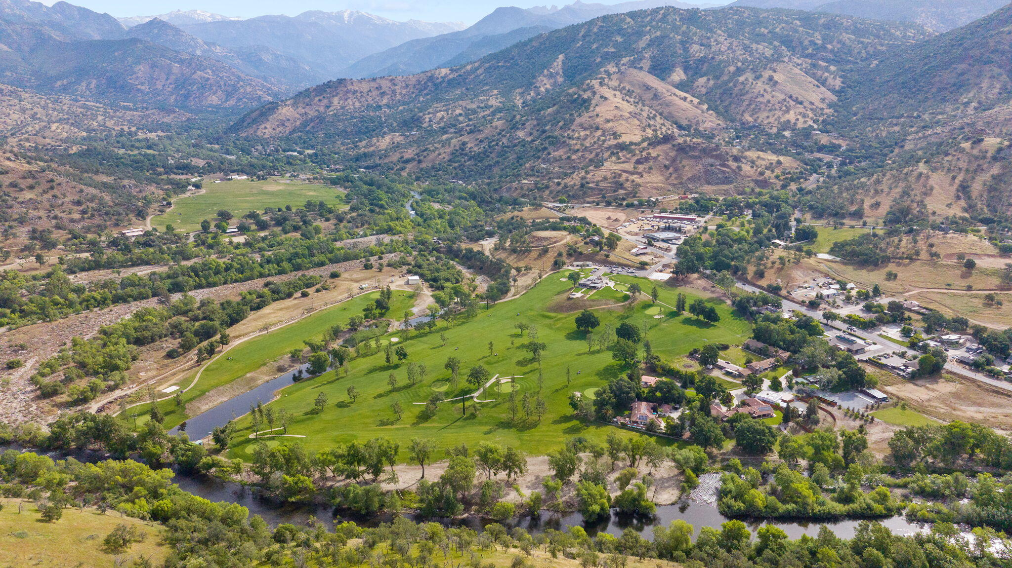 41117 Sierra Dr, Three Rivers, CA 93271