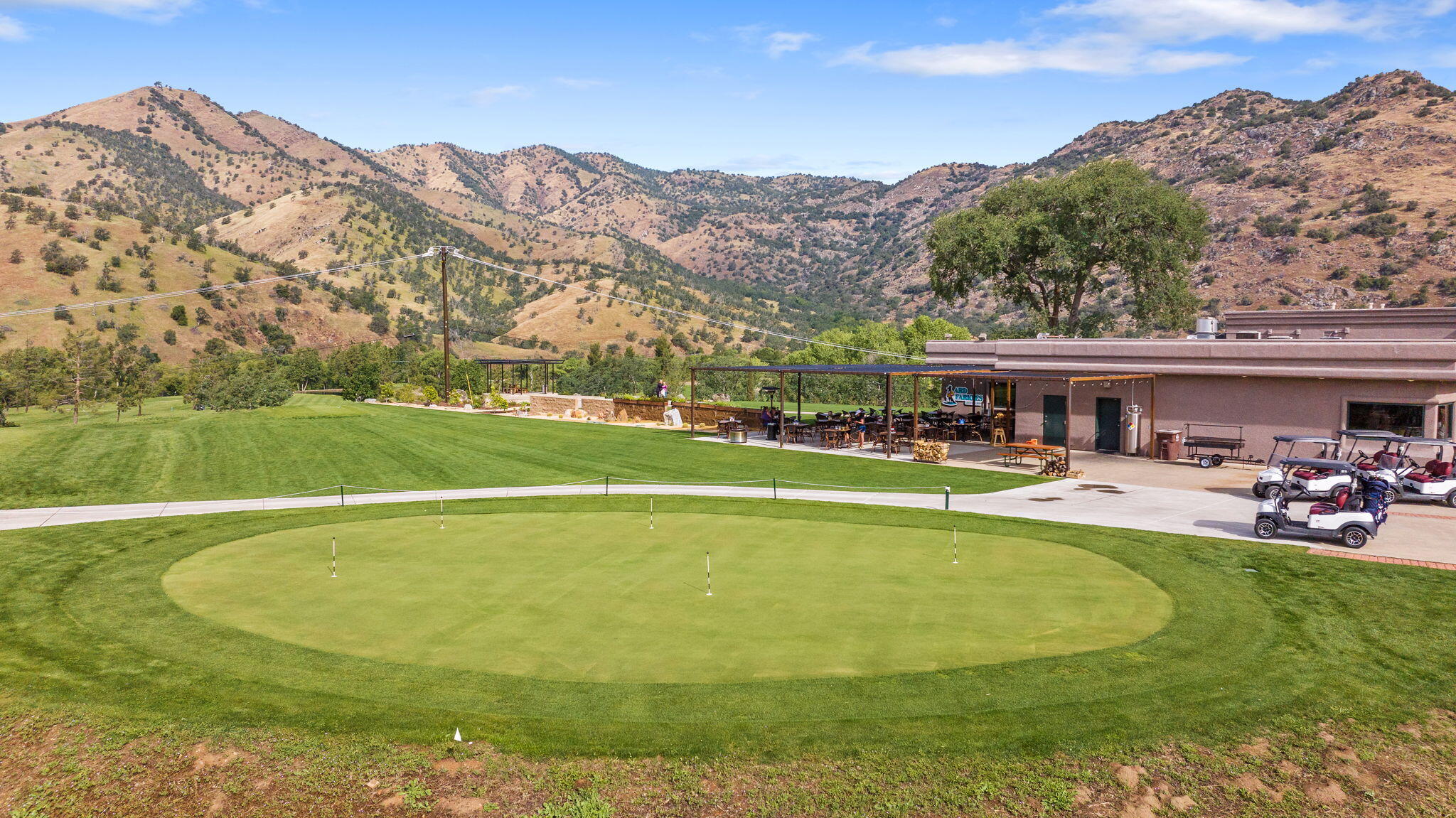 41117 Sierra Dr, Three Rivers, CA 93271