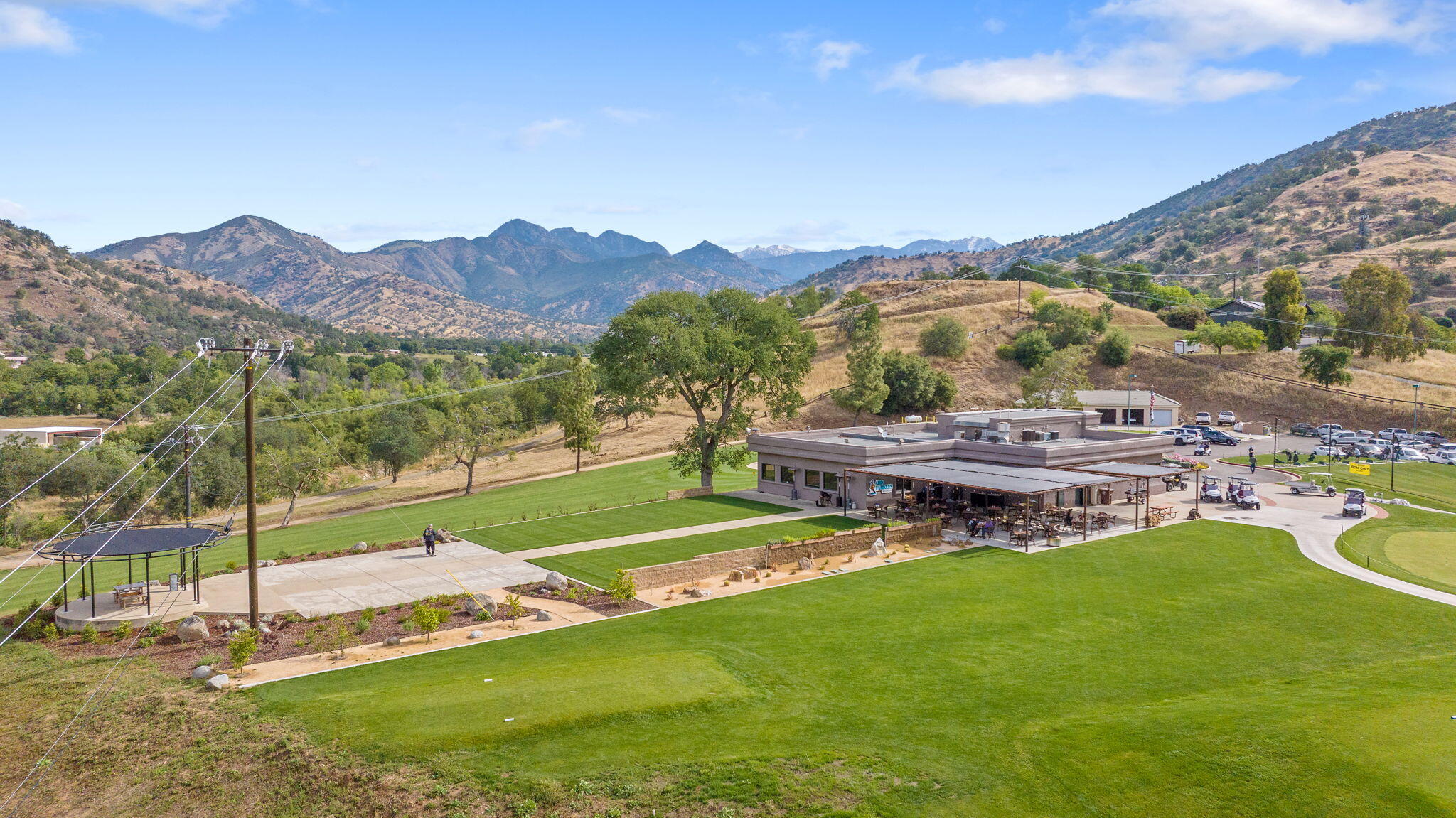 41117 Sierra Dr, Three Rivers, CA 93271
