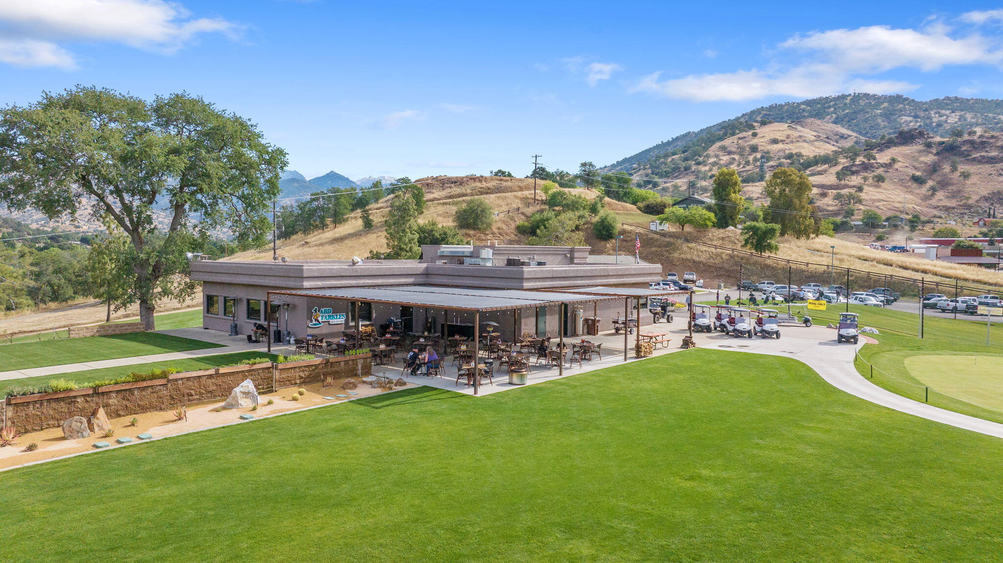 41117 Sierra Dr, Three Rivers, CA 93271