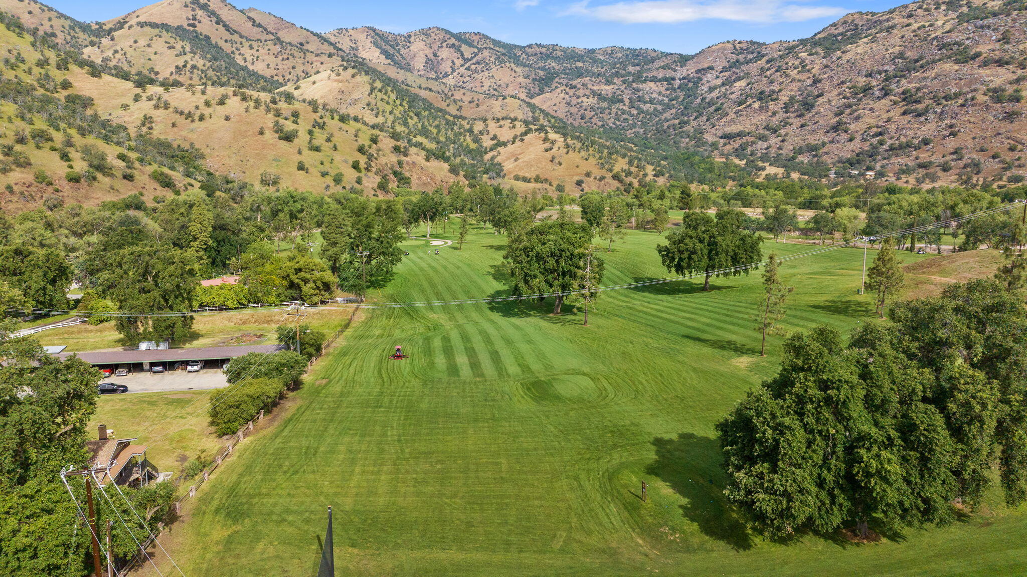 41117 Sierra Dr, Three Rivers, CA 93271