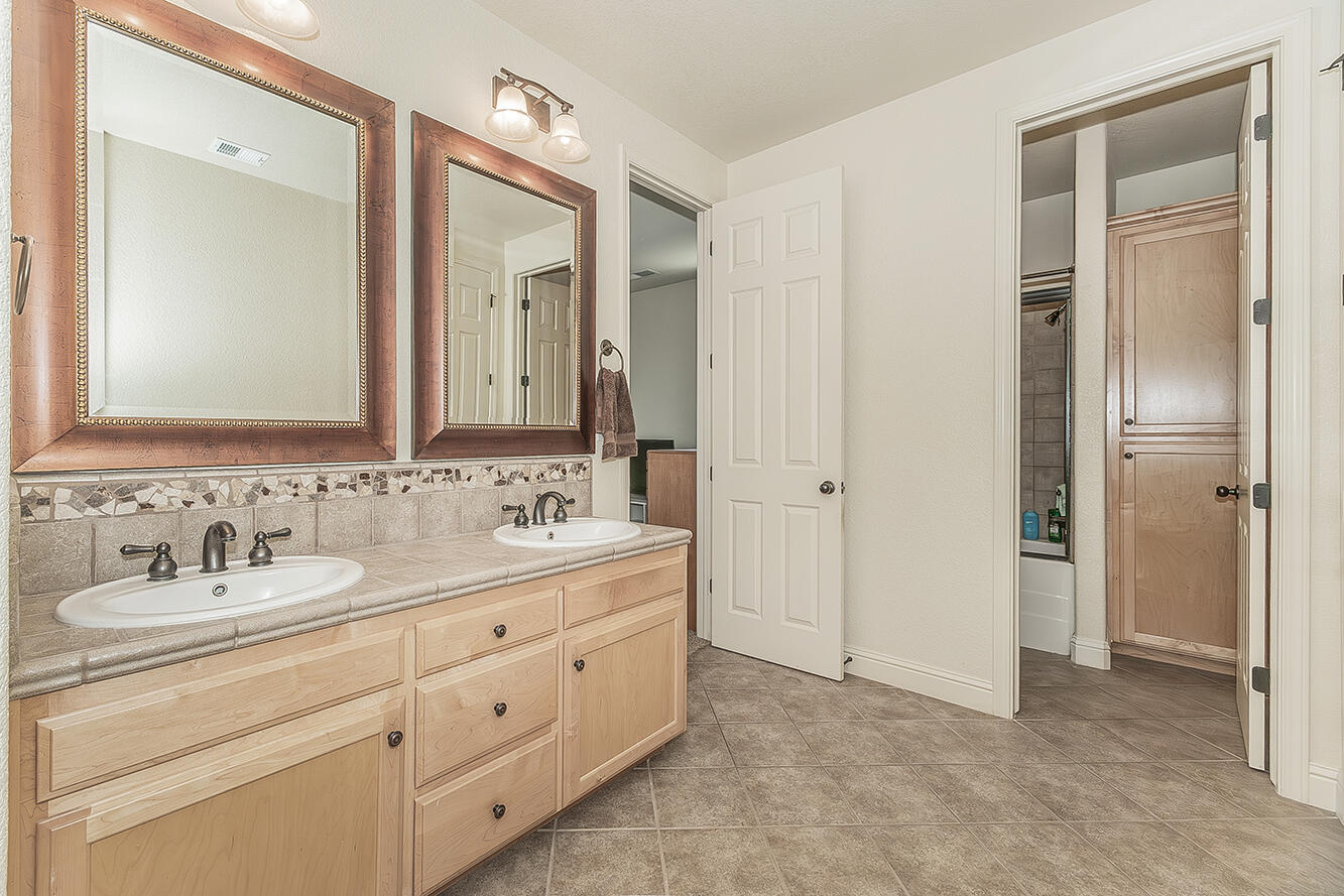 Open Photo