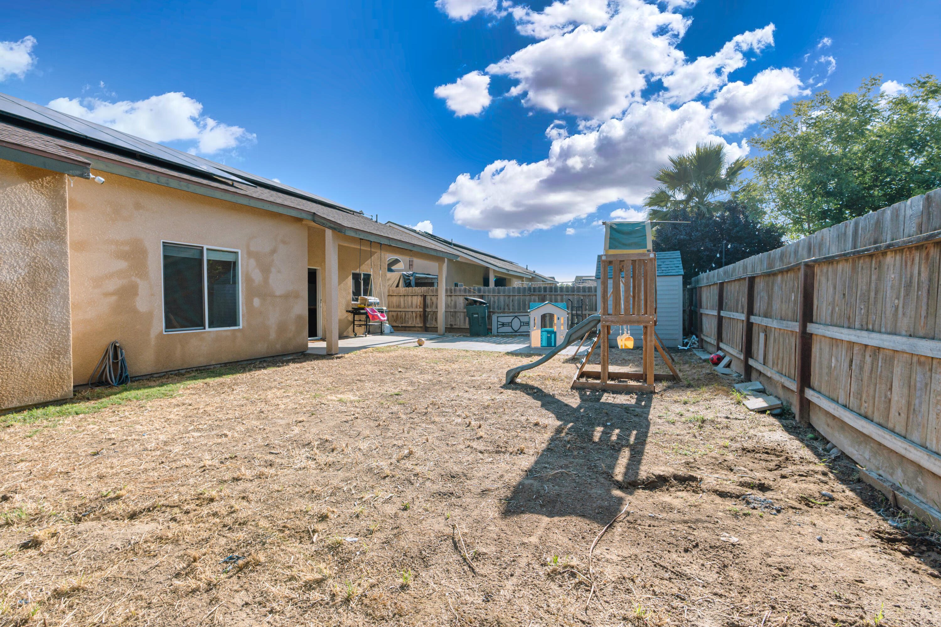 7443 Ensminger Ave, Goshen, CA 93227