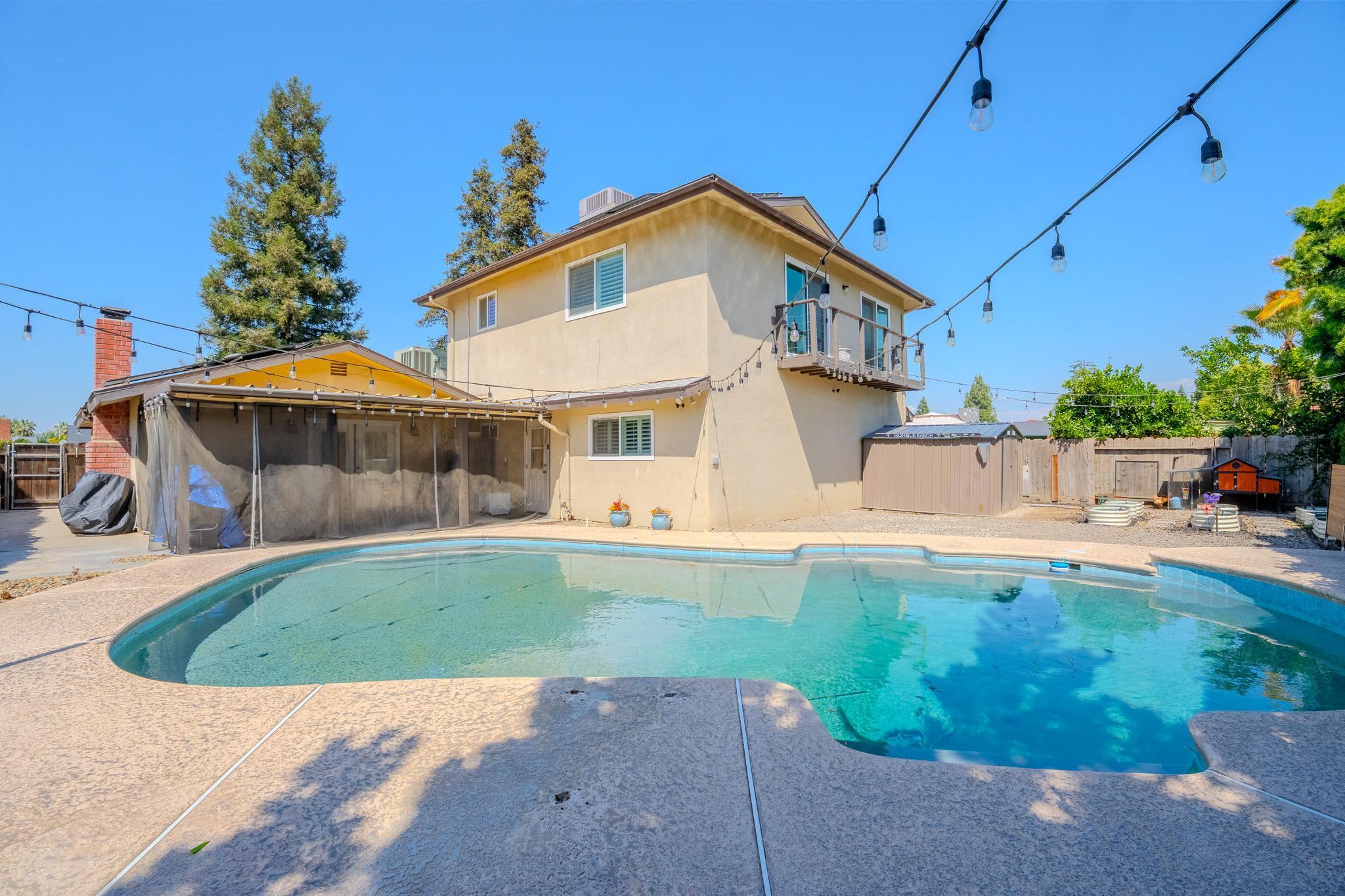 3609 W Evergreen Ct, Visalia, CA 93277