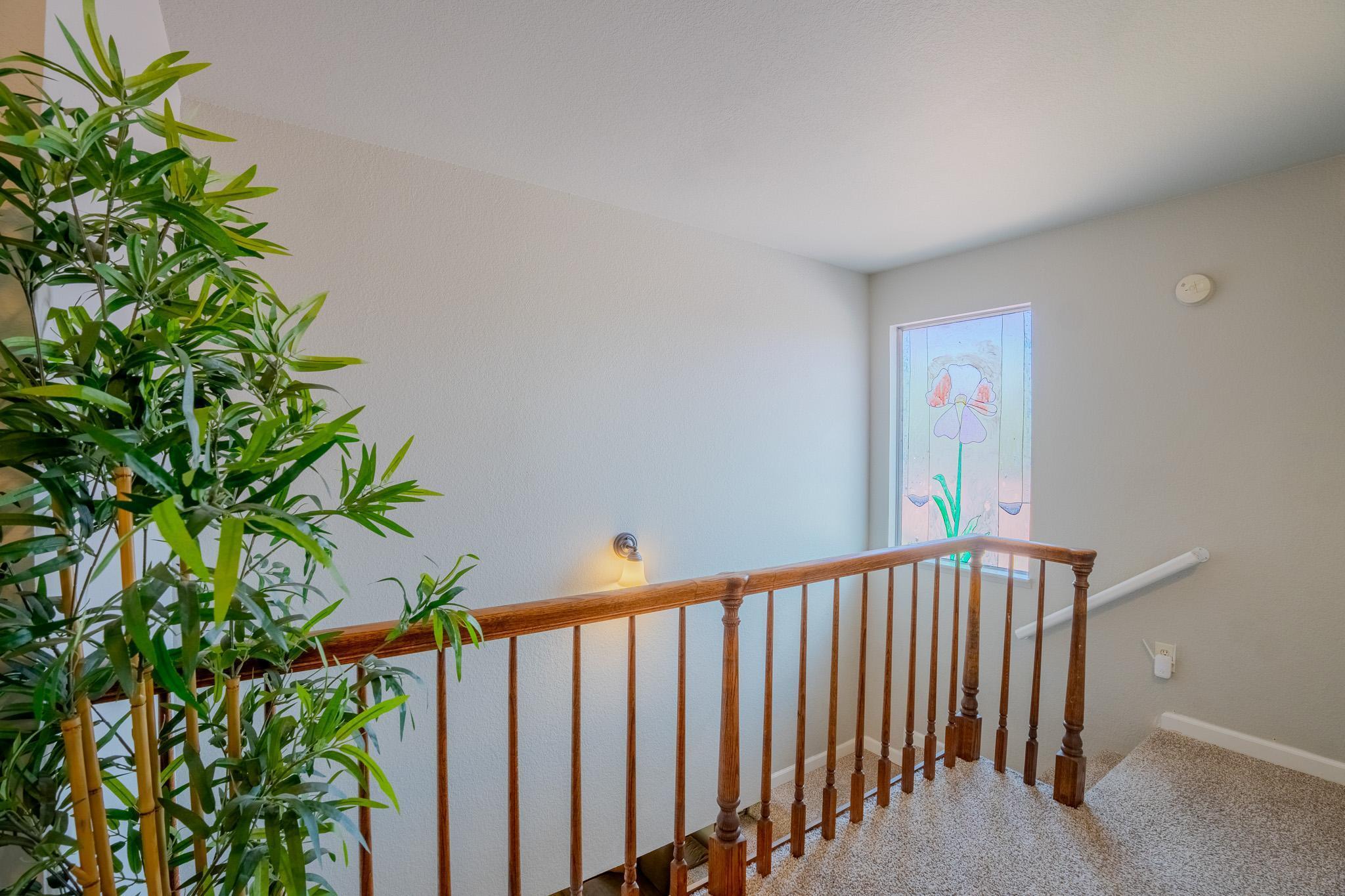 3609 W Evergreen Ct, Visalia, CA 93277