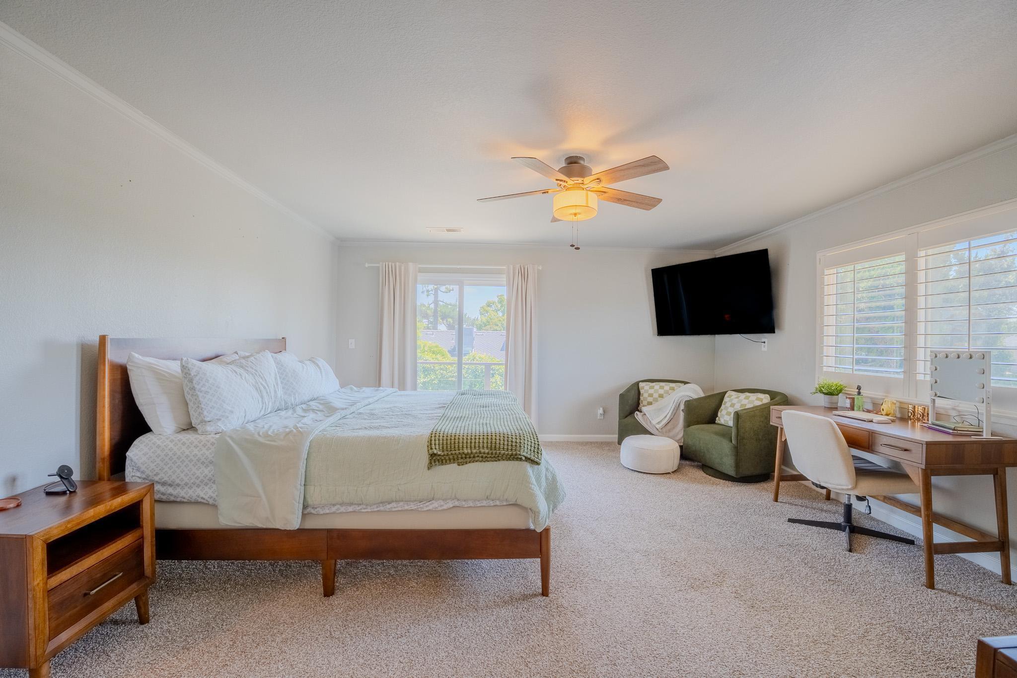 3609 W Evergreen Ct, Visalia, CA 93277