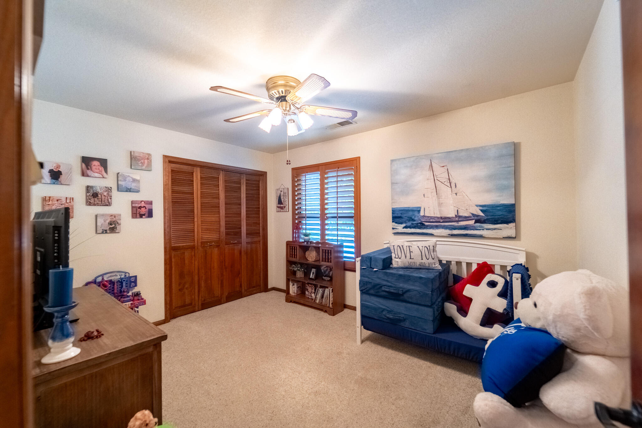 1265 N Margaret St, Tulare, CA 93274